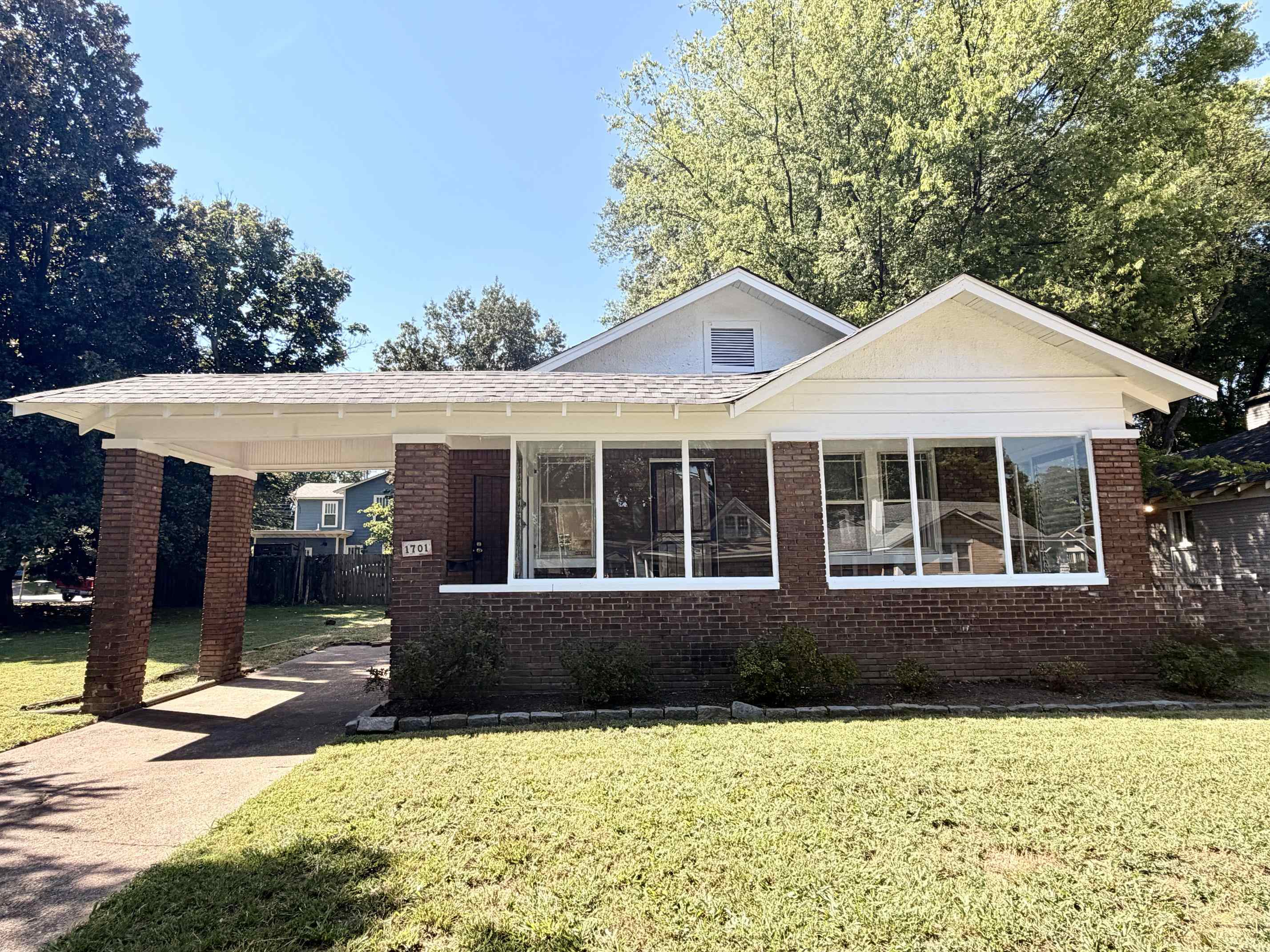 1701 FAXON AVE Property Photo 1