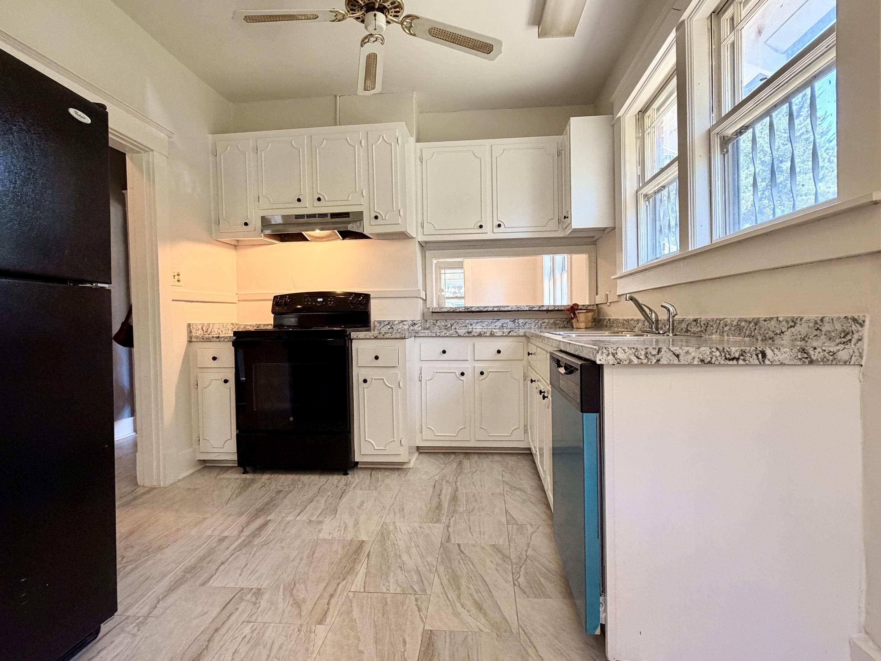 1701 Faxon Ave Property Photo 12