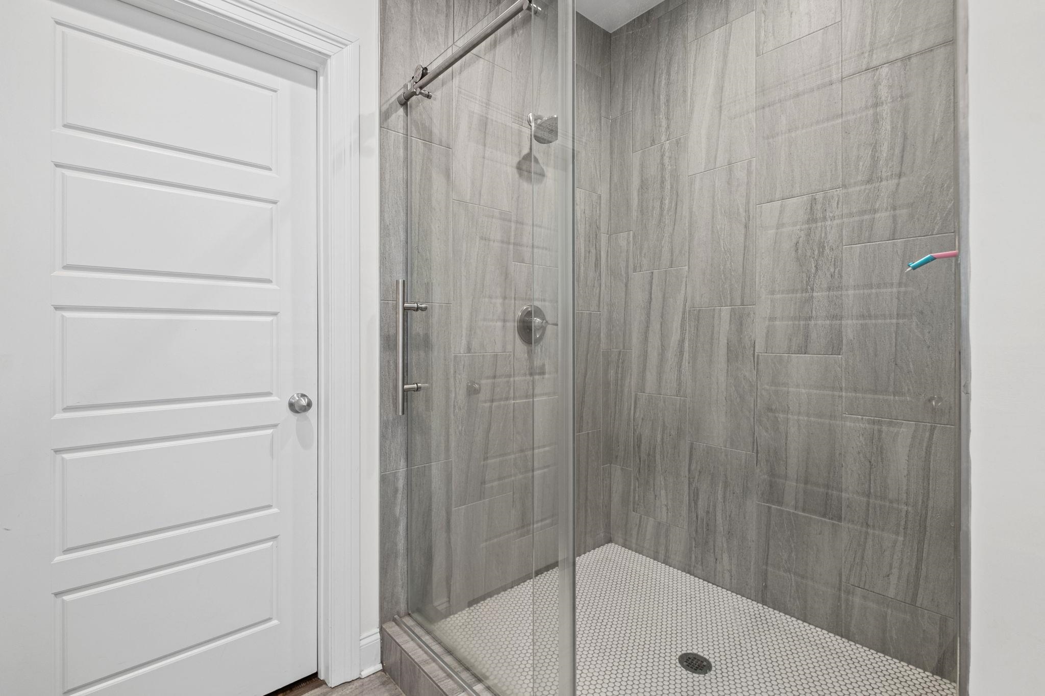 113 Forsyth Ln Property Photo 18