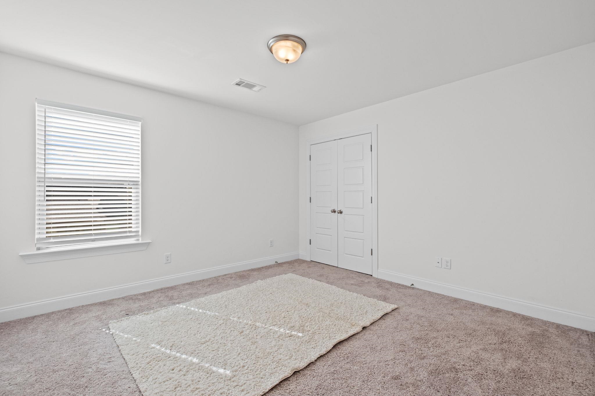 113 Forsyth Ln Property Photo 21