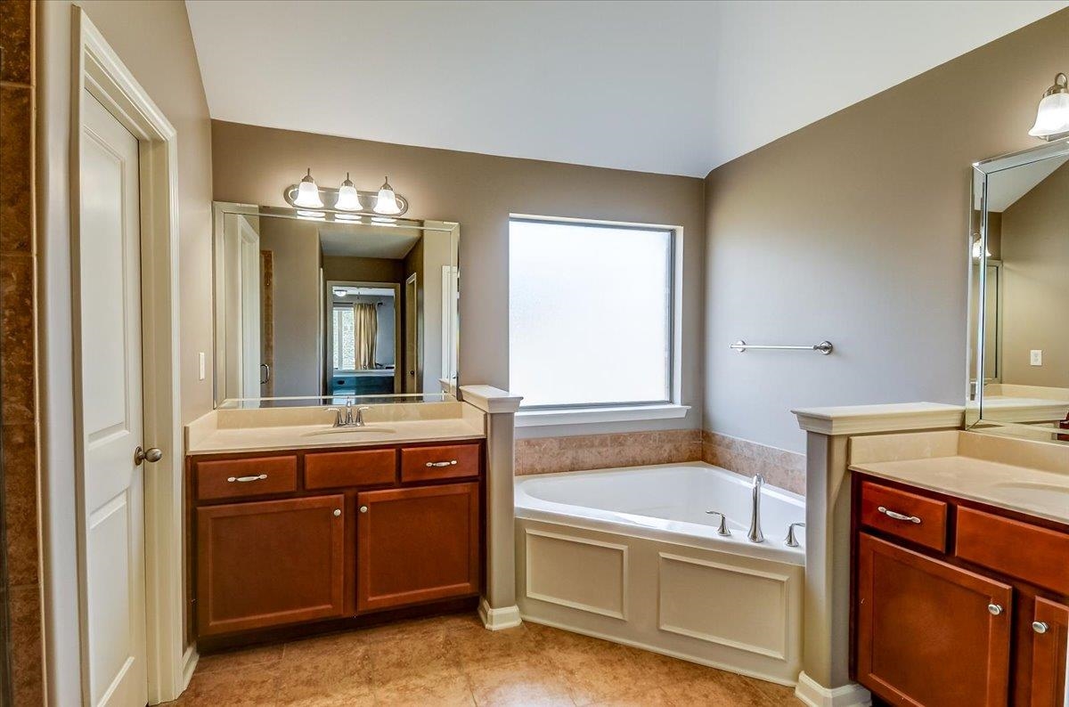 12348 Darton Dr Property Photo 24
