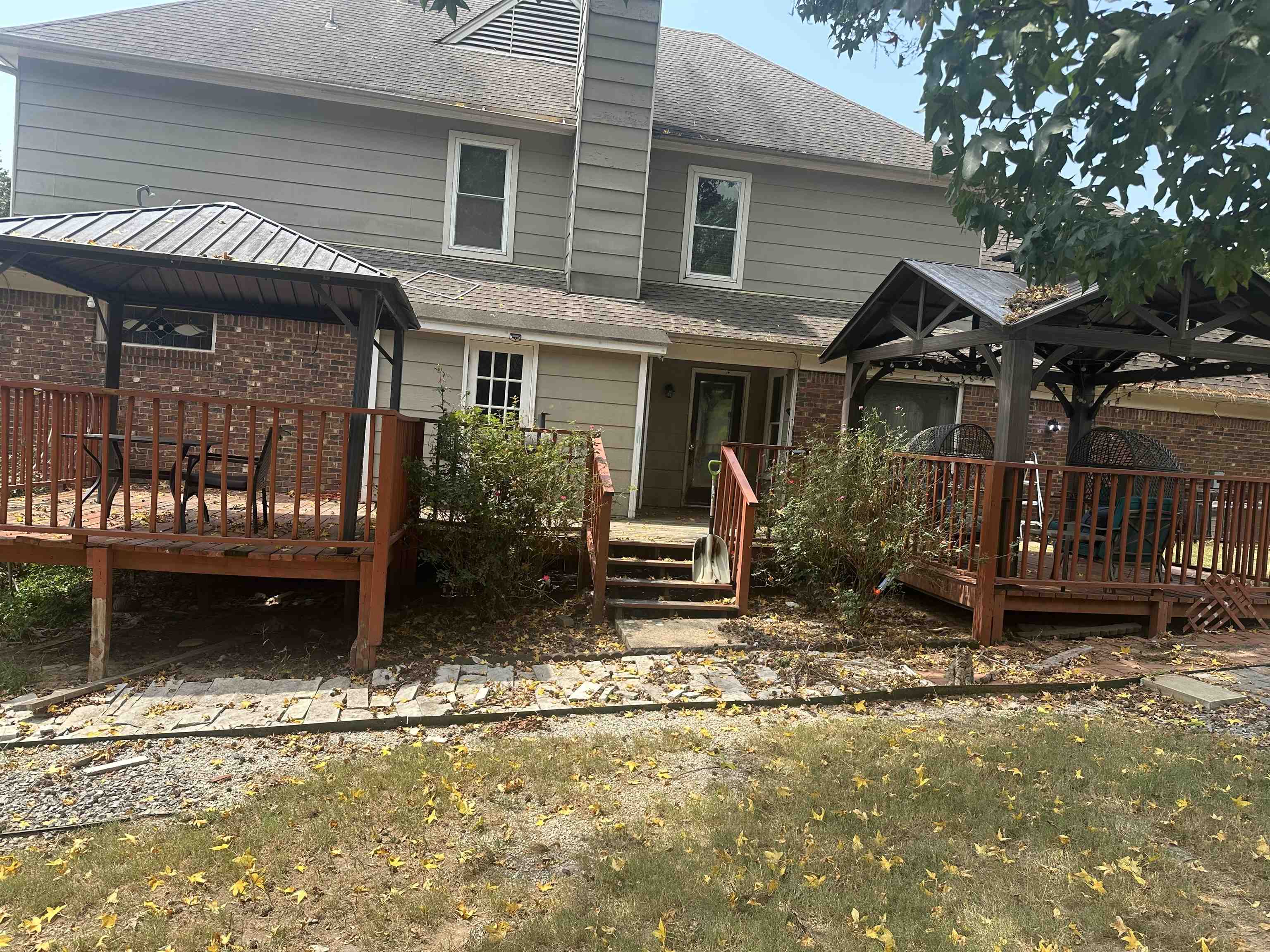 2010 Mt Badon Ln Property Photo 16
