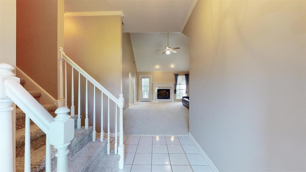 195 Cross Point Dr Property Photo 2