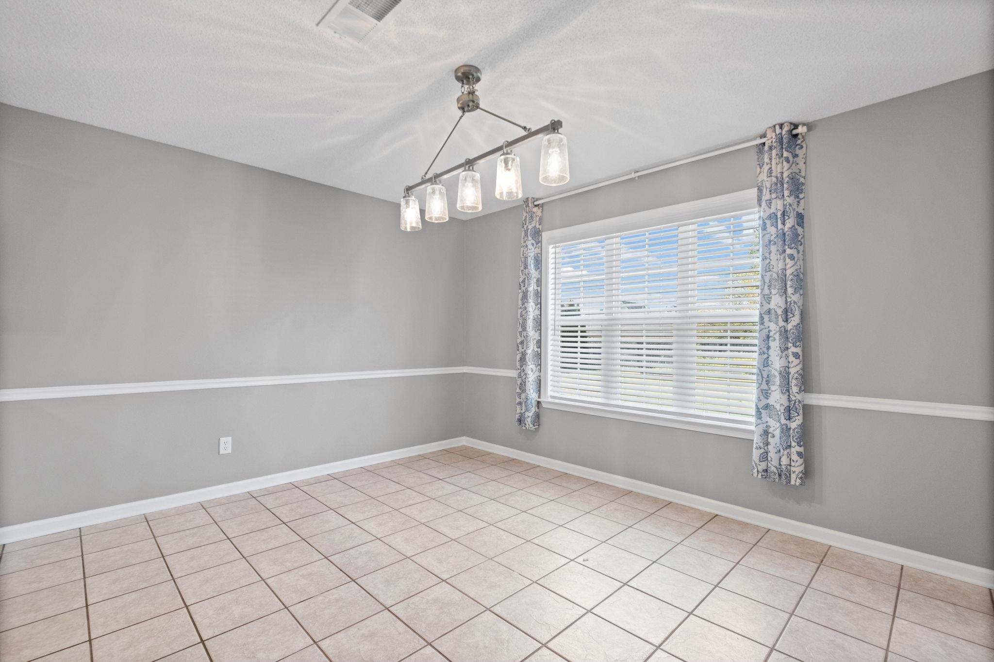 713 Elizabeth Dr Property Photo 20