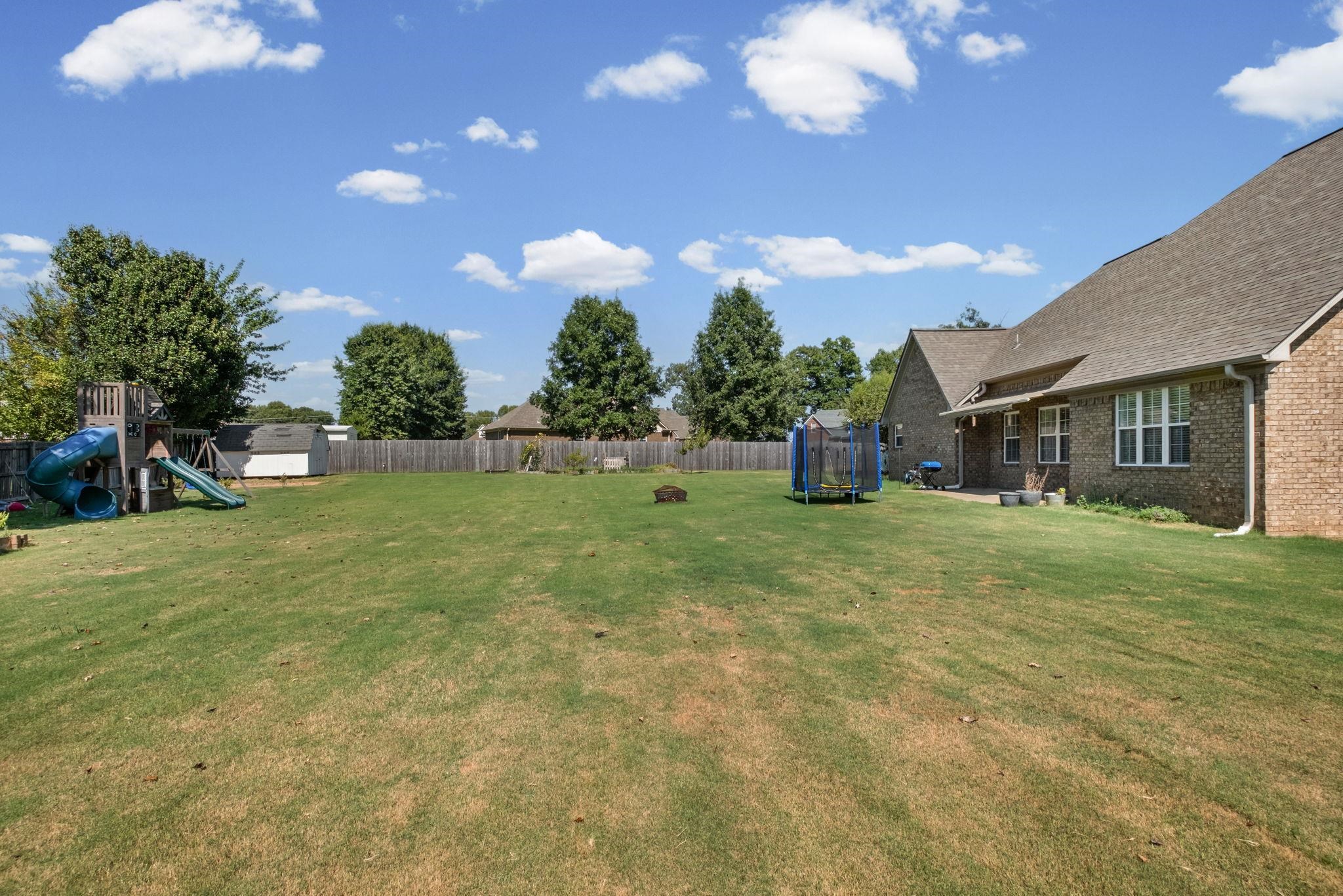 713 Elizabeth Dr Property Photo 37