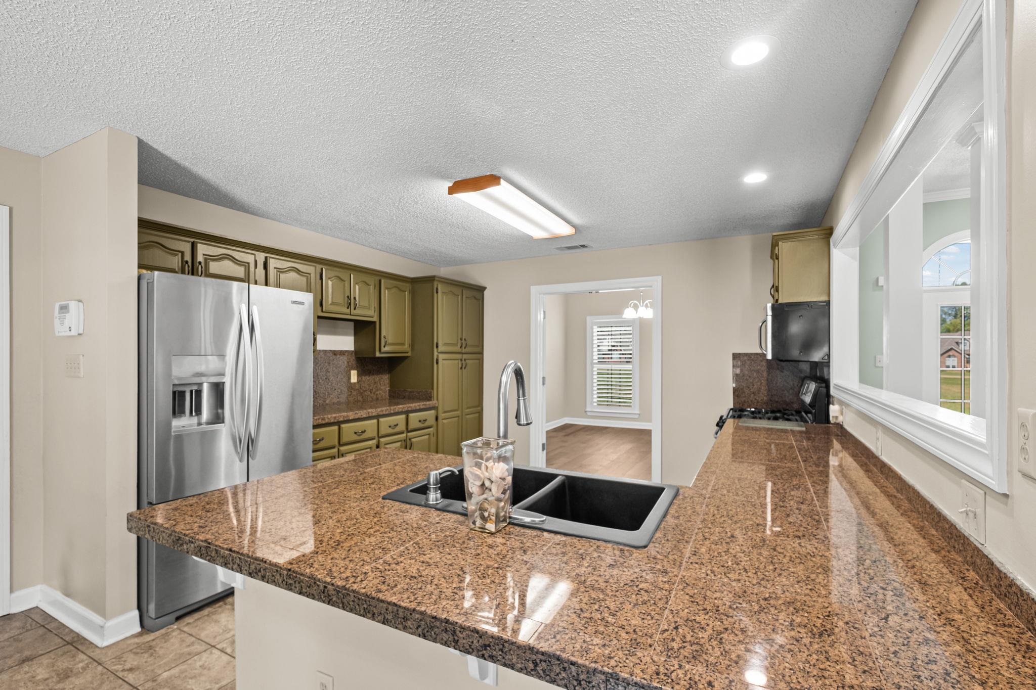 371 Brierhedge Rd Property Photo 12