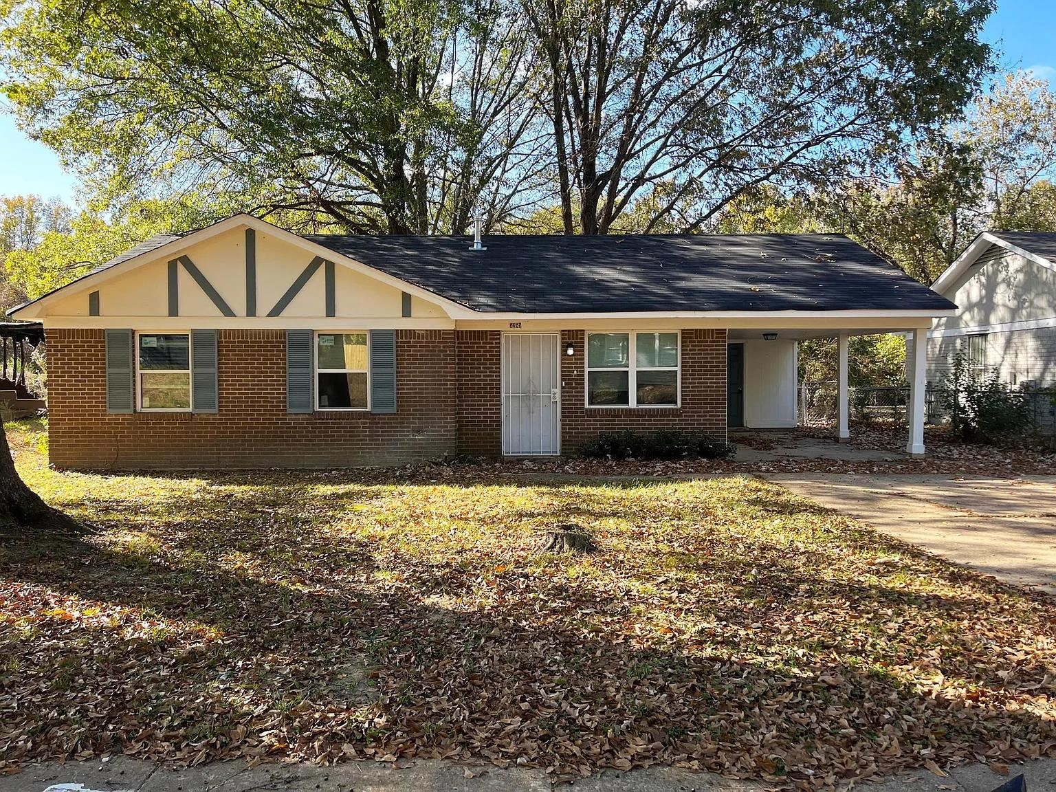 5255 BROKEN OAK DR Property Photo 1