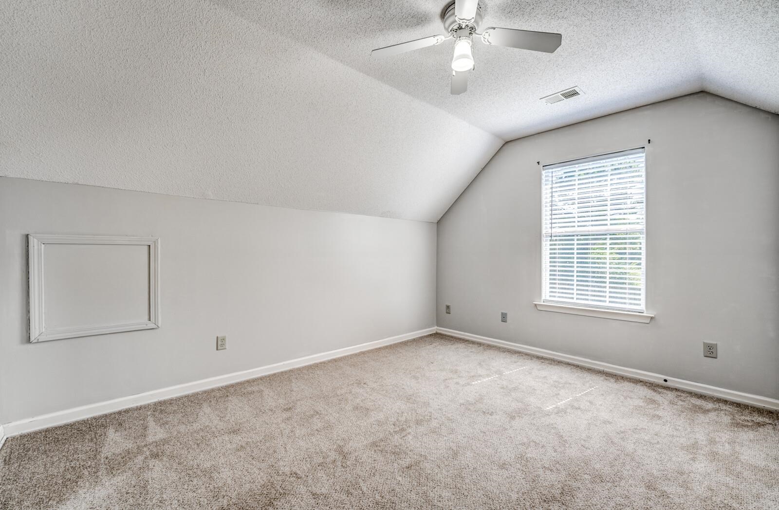 40 Hannah Cv Property Photo 15