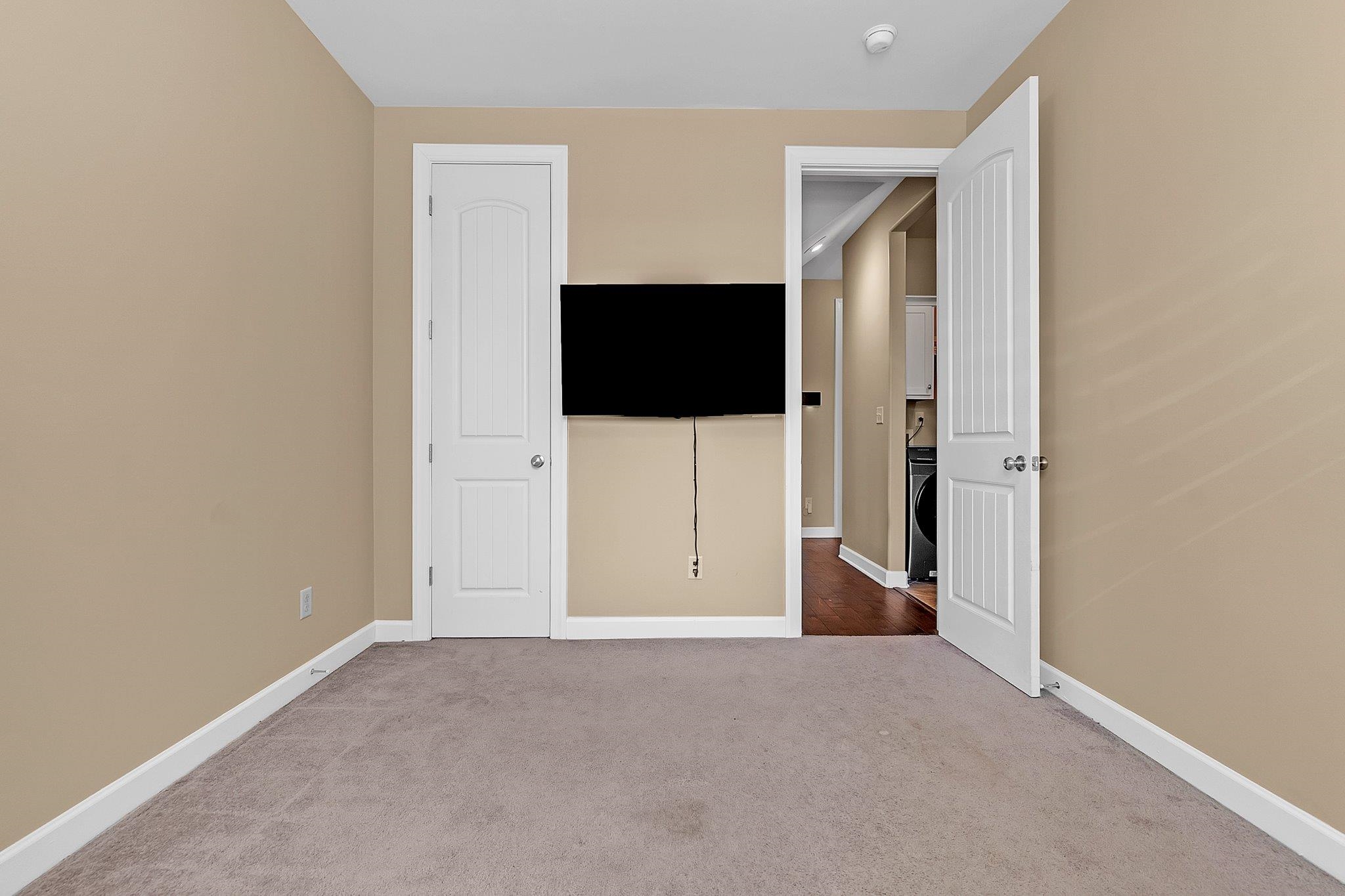 2183 Coleridge Ln Property Photo 17