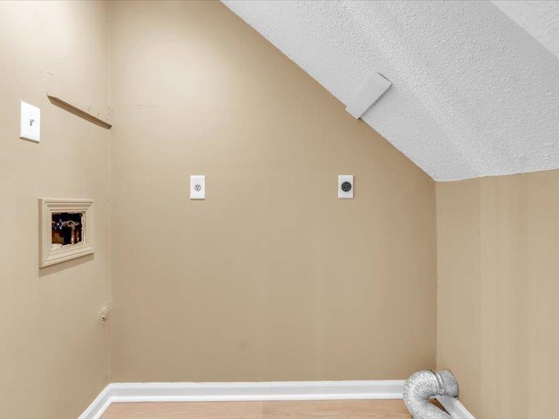 4789 Townhouse Way Property Photo 14
