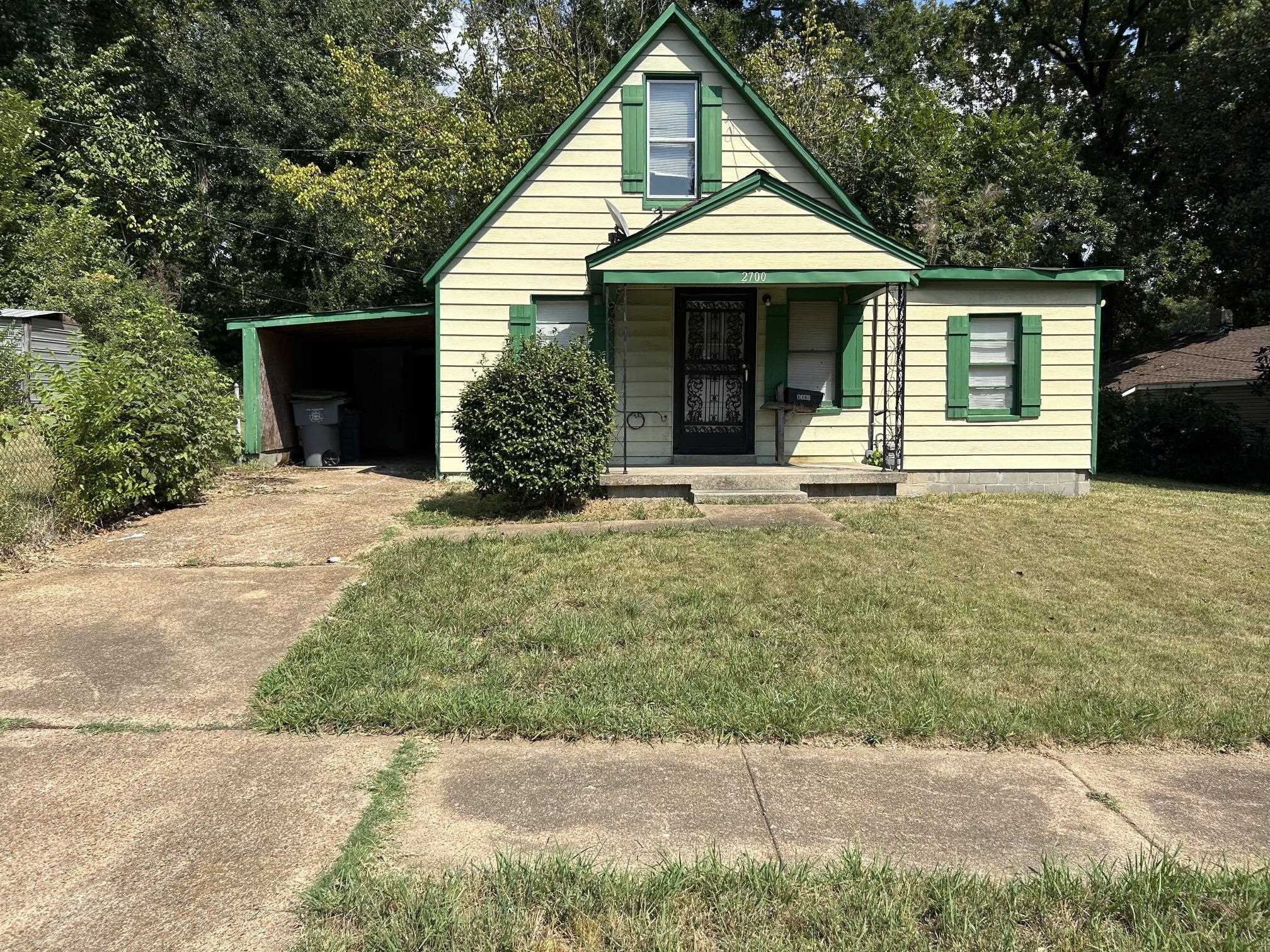 2700 Beechmont St Property Photo 1