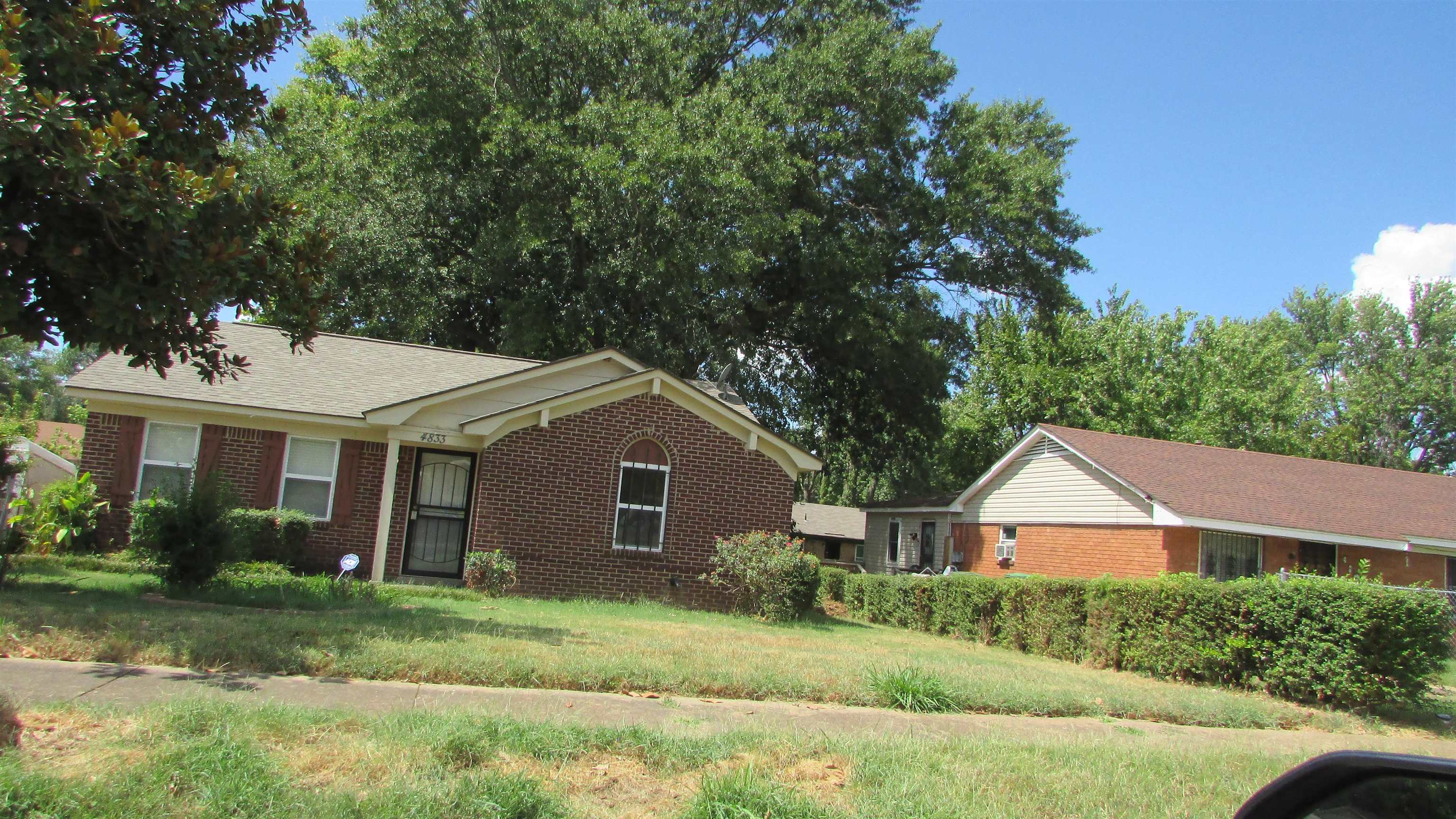 4833 Appleville St Property Photo 10