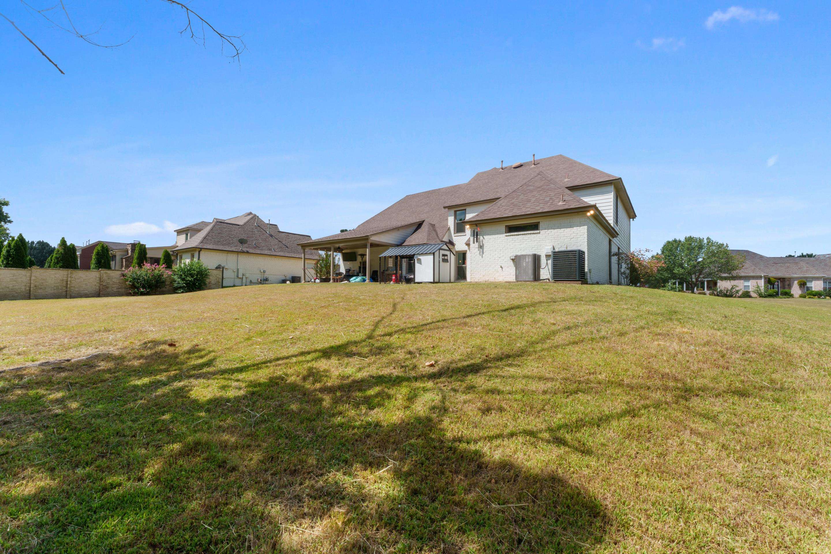 4928 Valley Birch Dr Property Photo 4