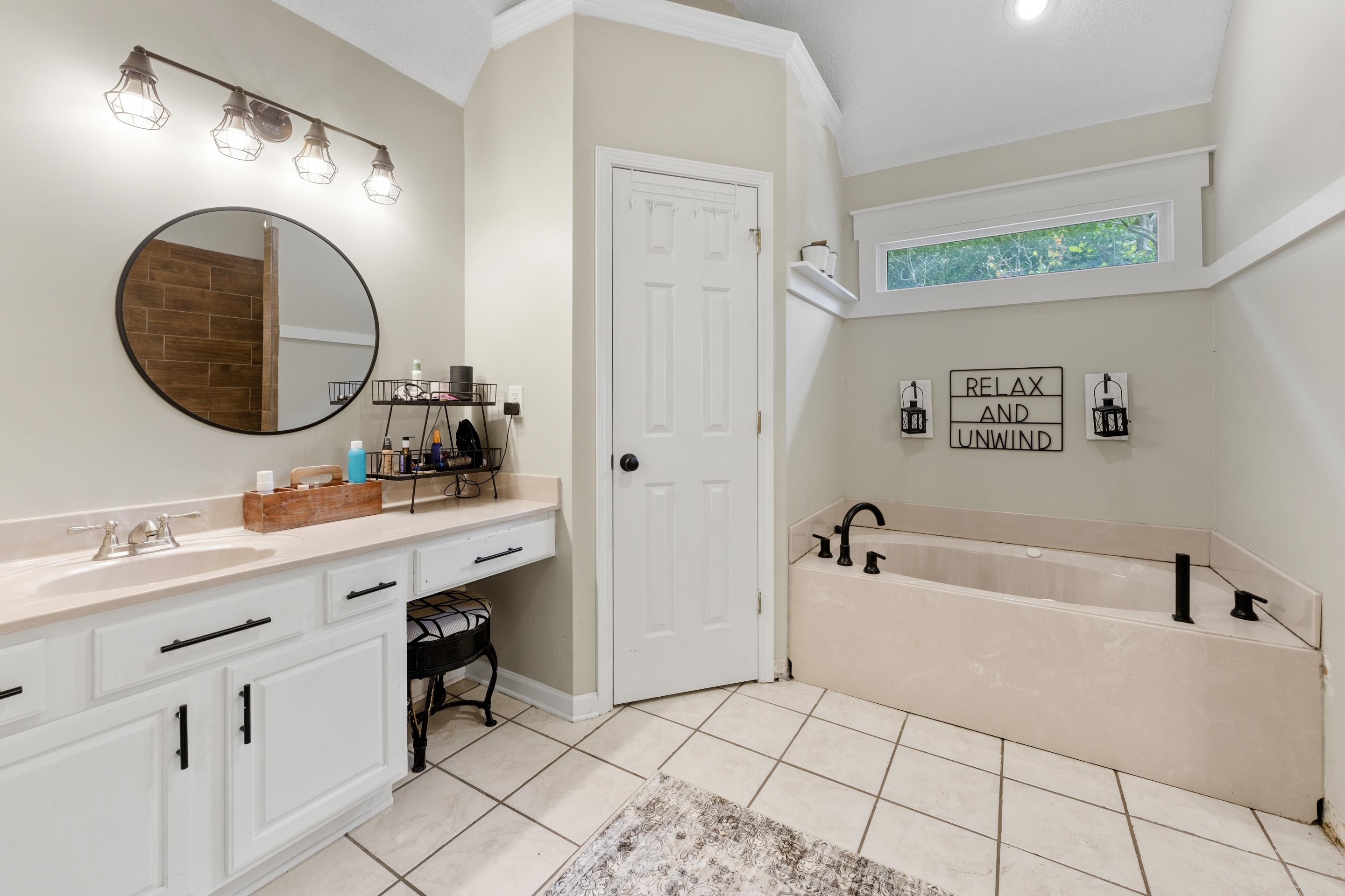 4928 Valley Birch Dr Property Photo 17