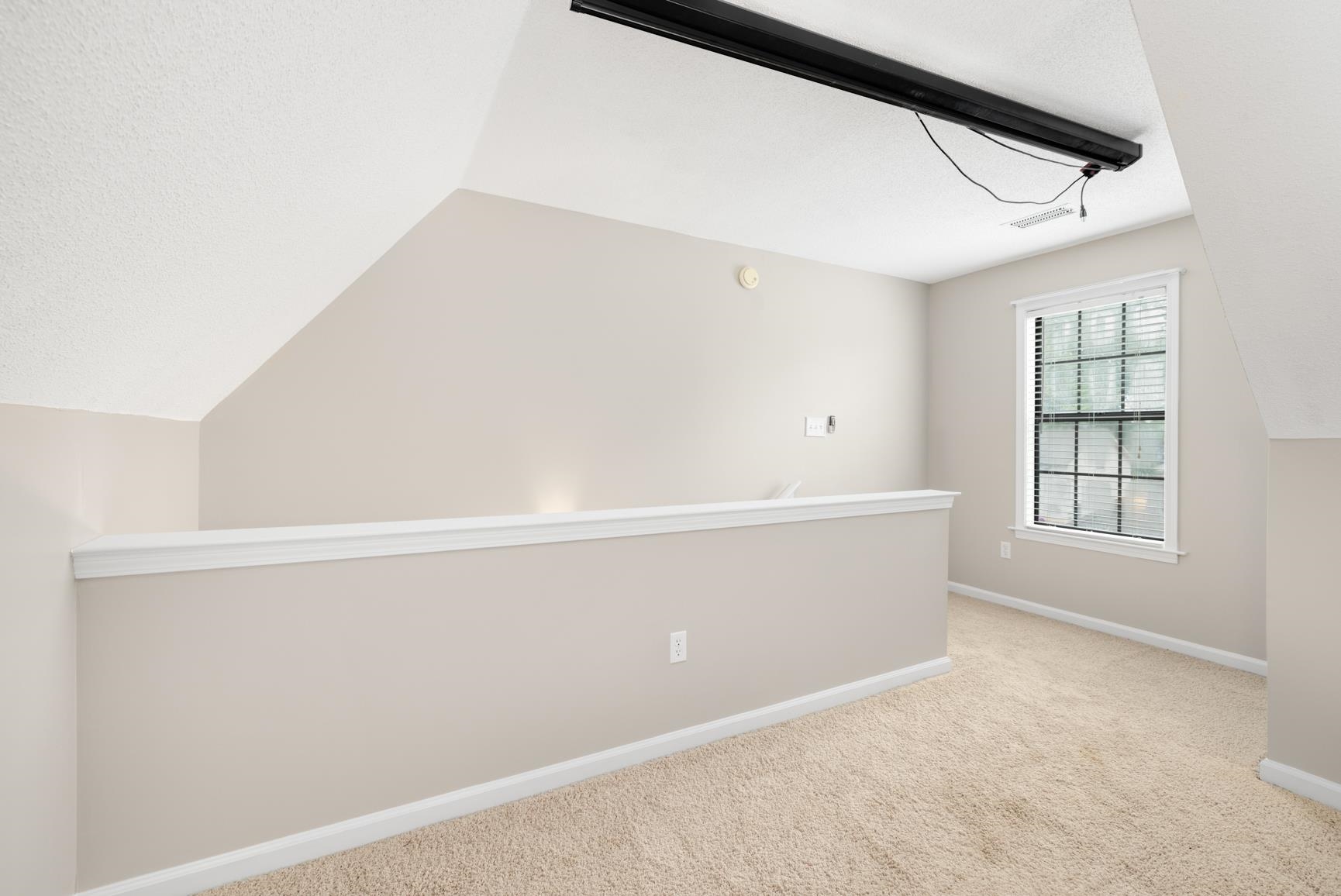 4905 Springtree Dr Property Photo 22