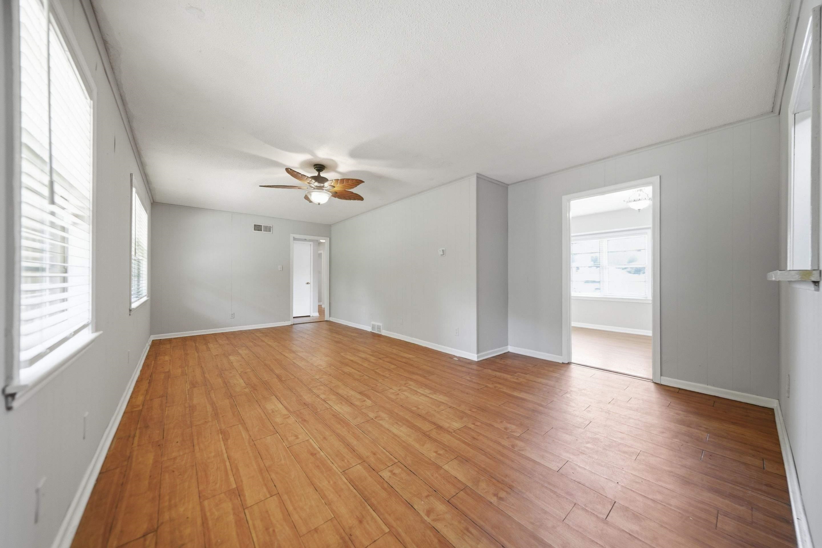 5073 Whitworth Rd Property Photo 7