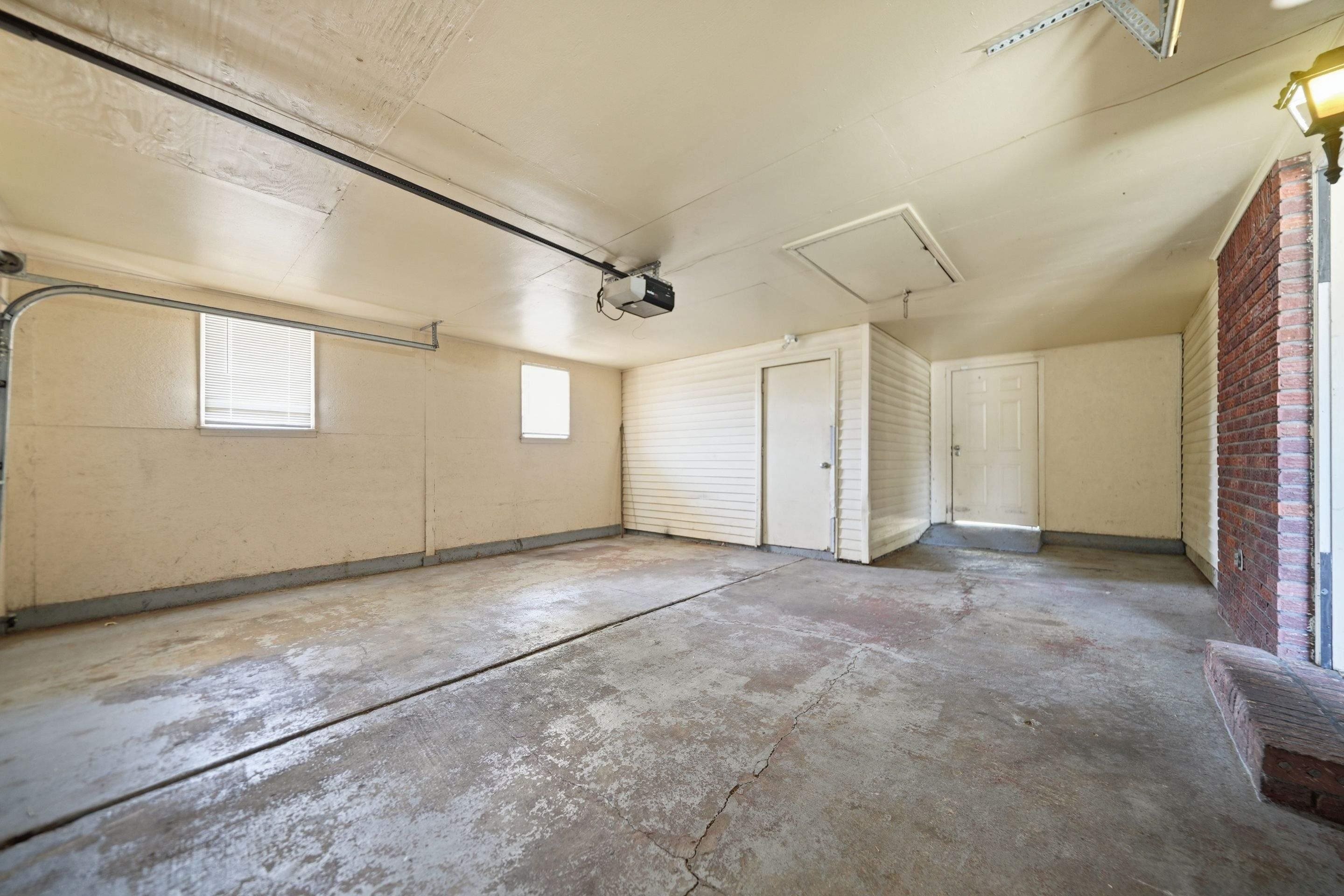 5073 Whitworth Rd Property Photo 14