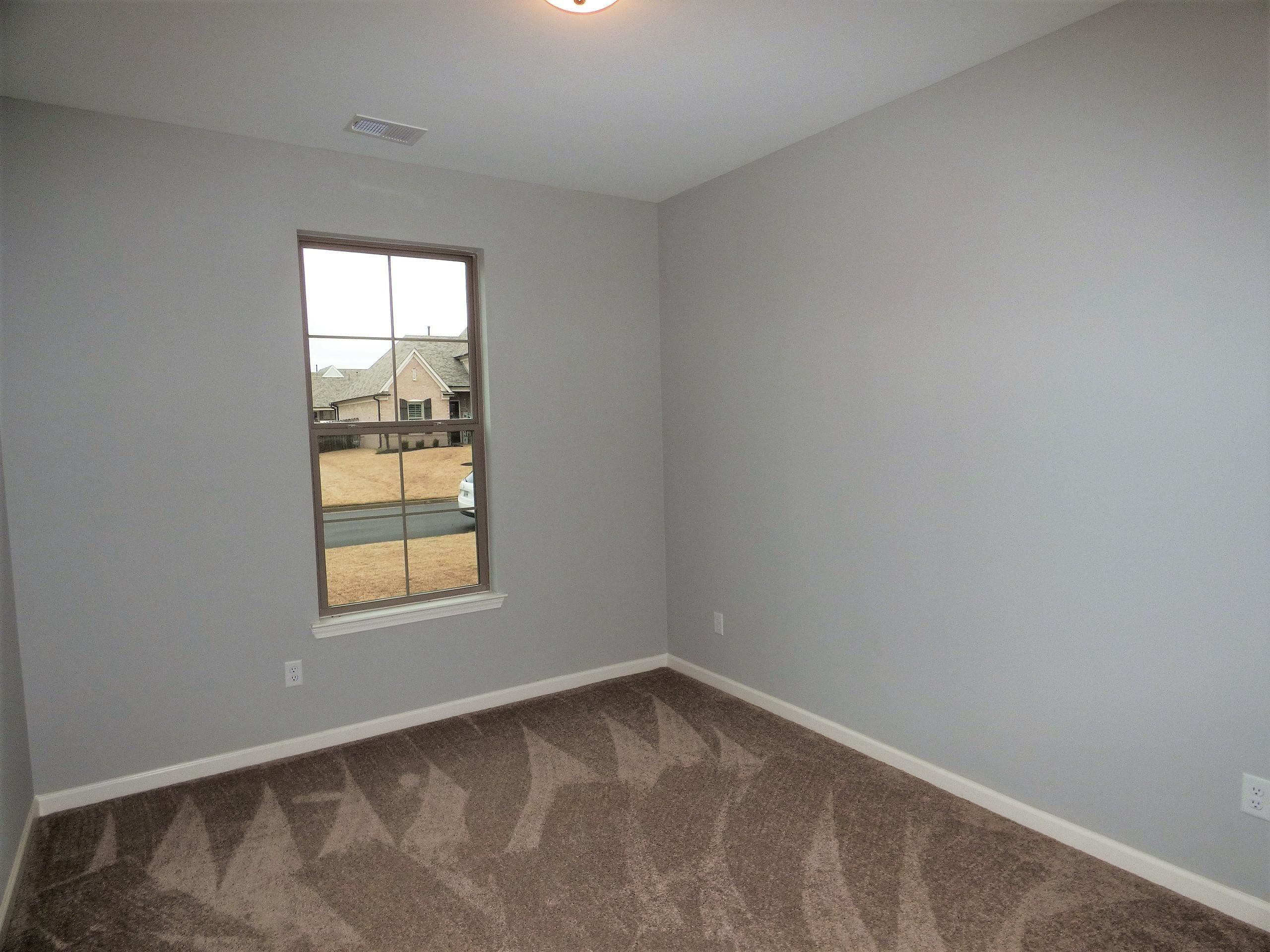 220 Misty Fields Dr Property Photo 14