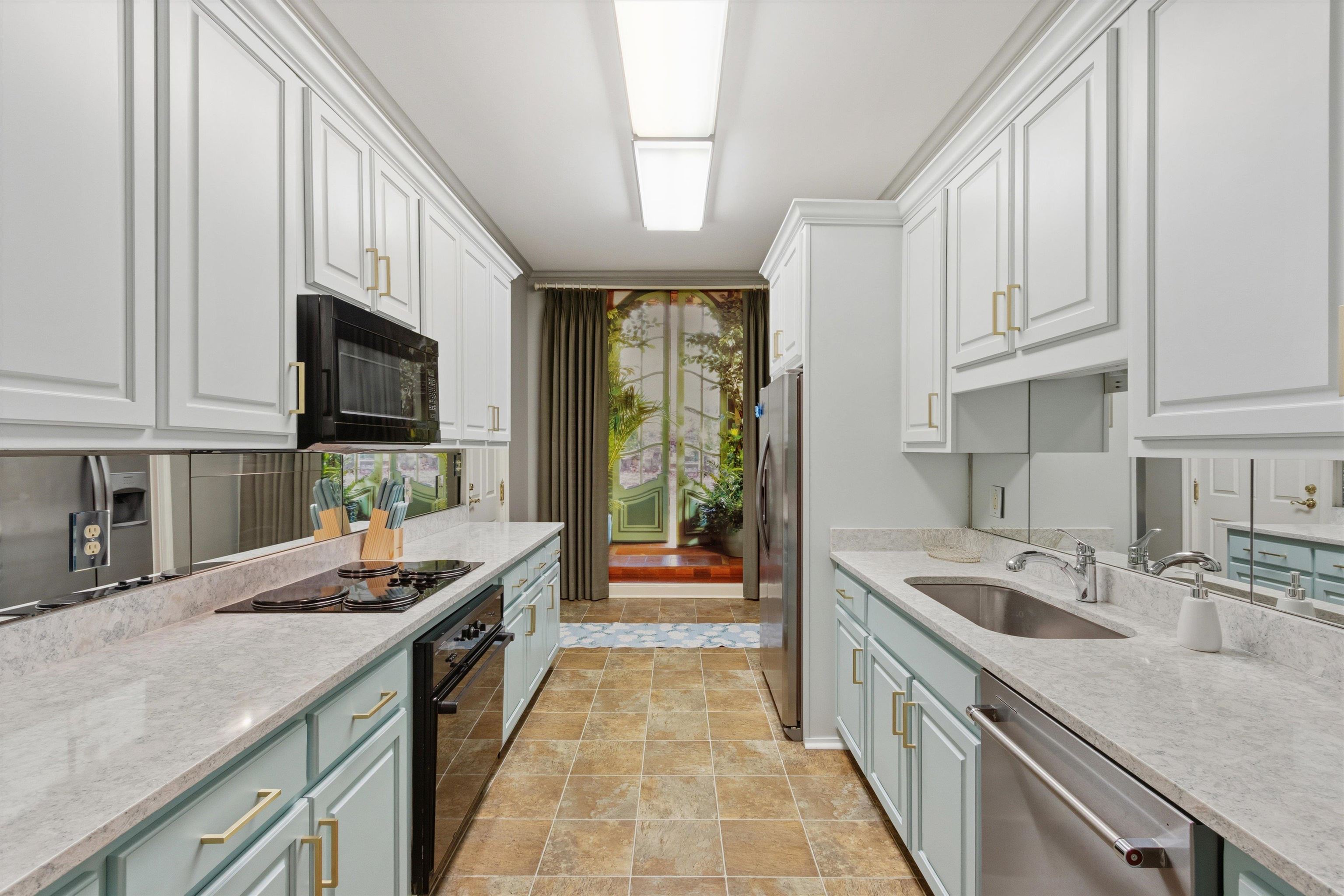 1000 Murray Hill Ln 101 Property Photo 12