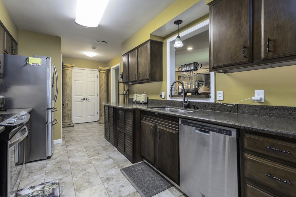 5044 Whitewater Cv Property Photo 9