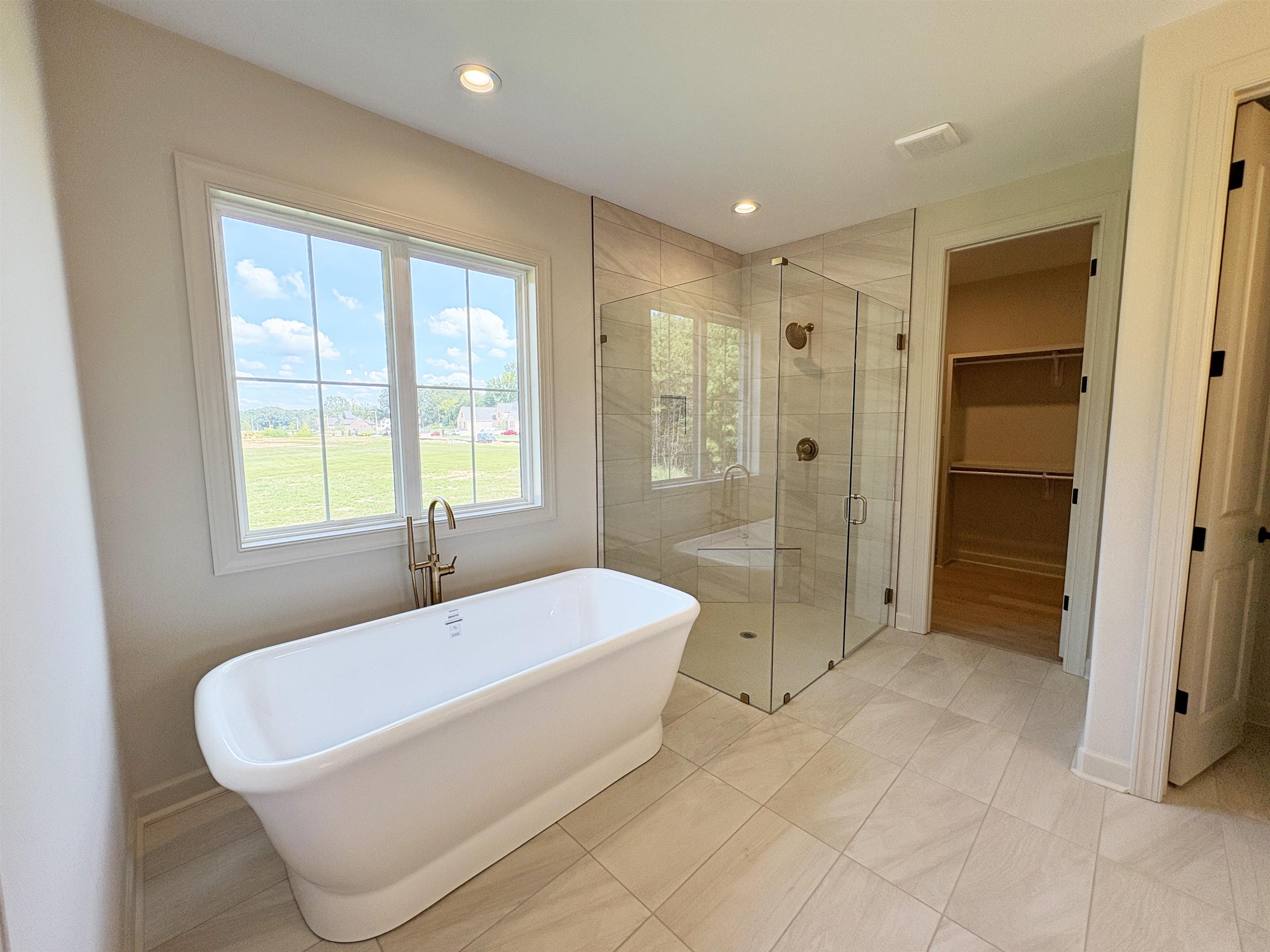 328 Rolling Grove Blvd Property Photo 13