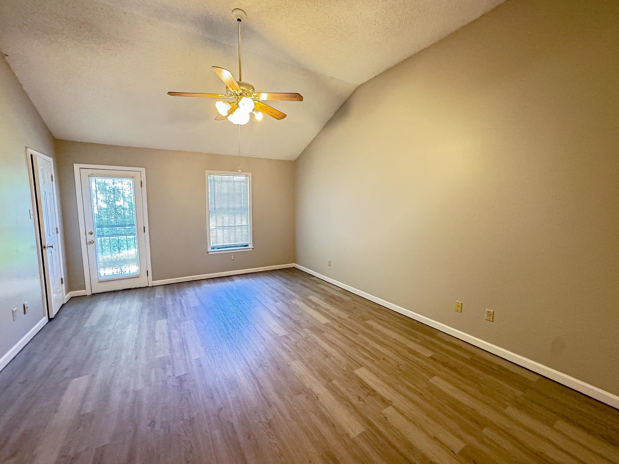 4198 Meadow Valley Dr Property Photo 14
