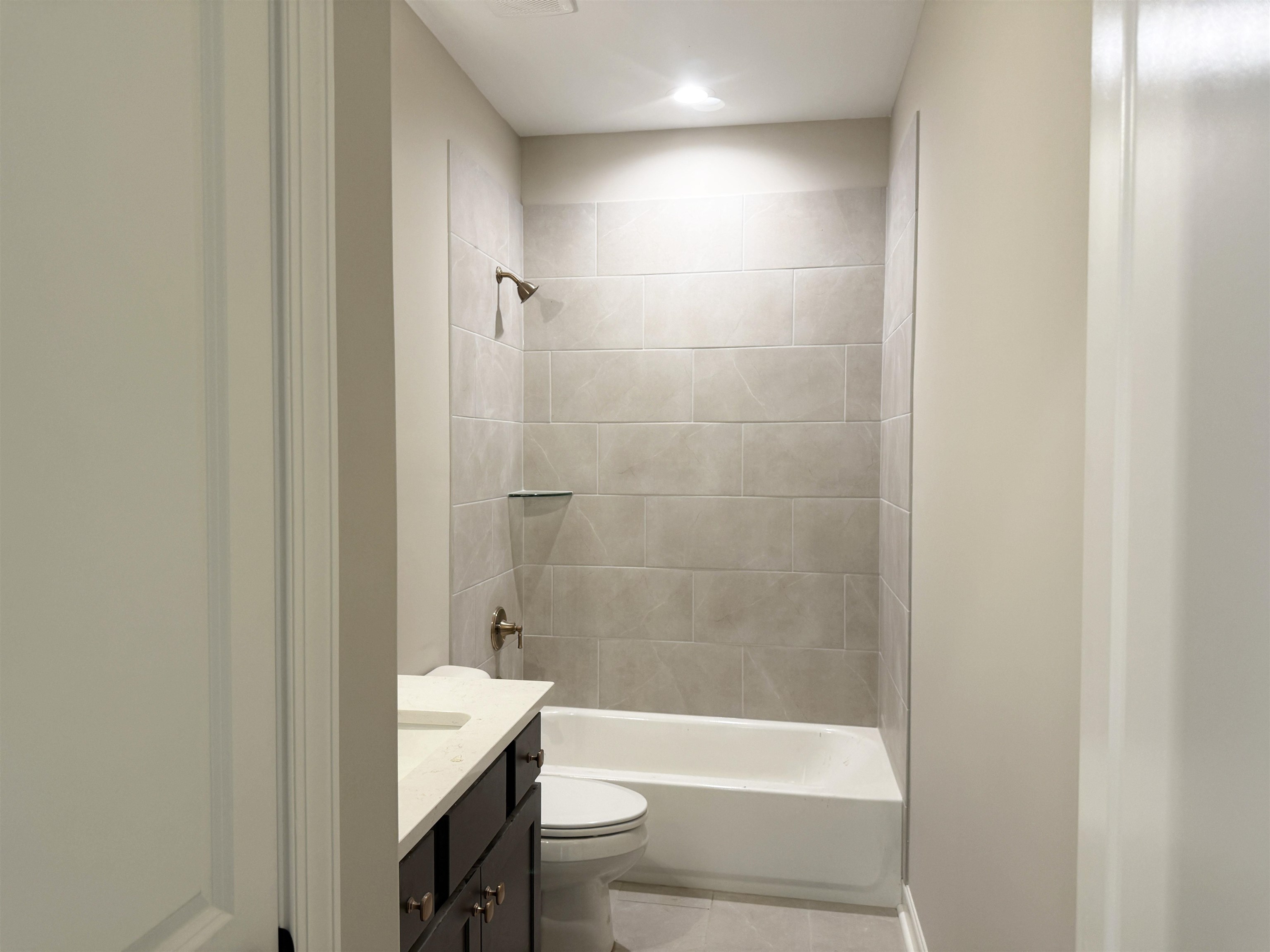 289 Rolling Grove Blvd Property Photo 17