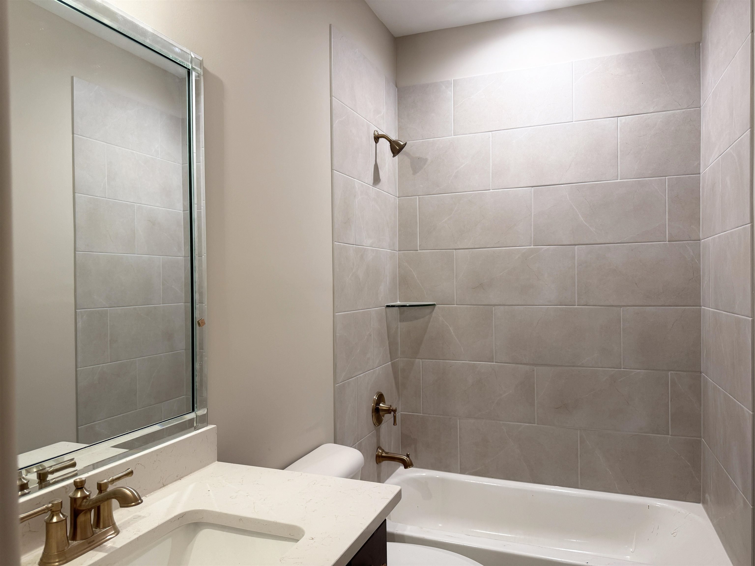 289 Rolling Grove Blvd Property Photo 18