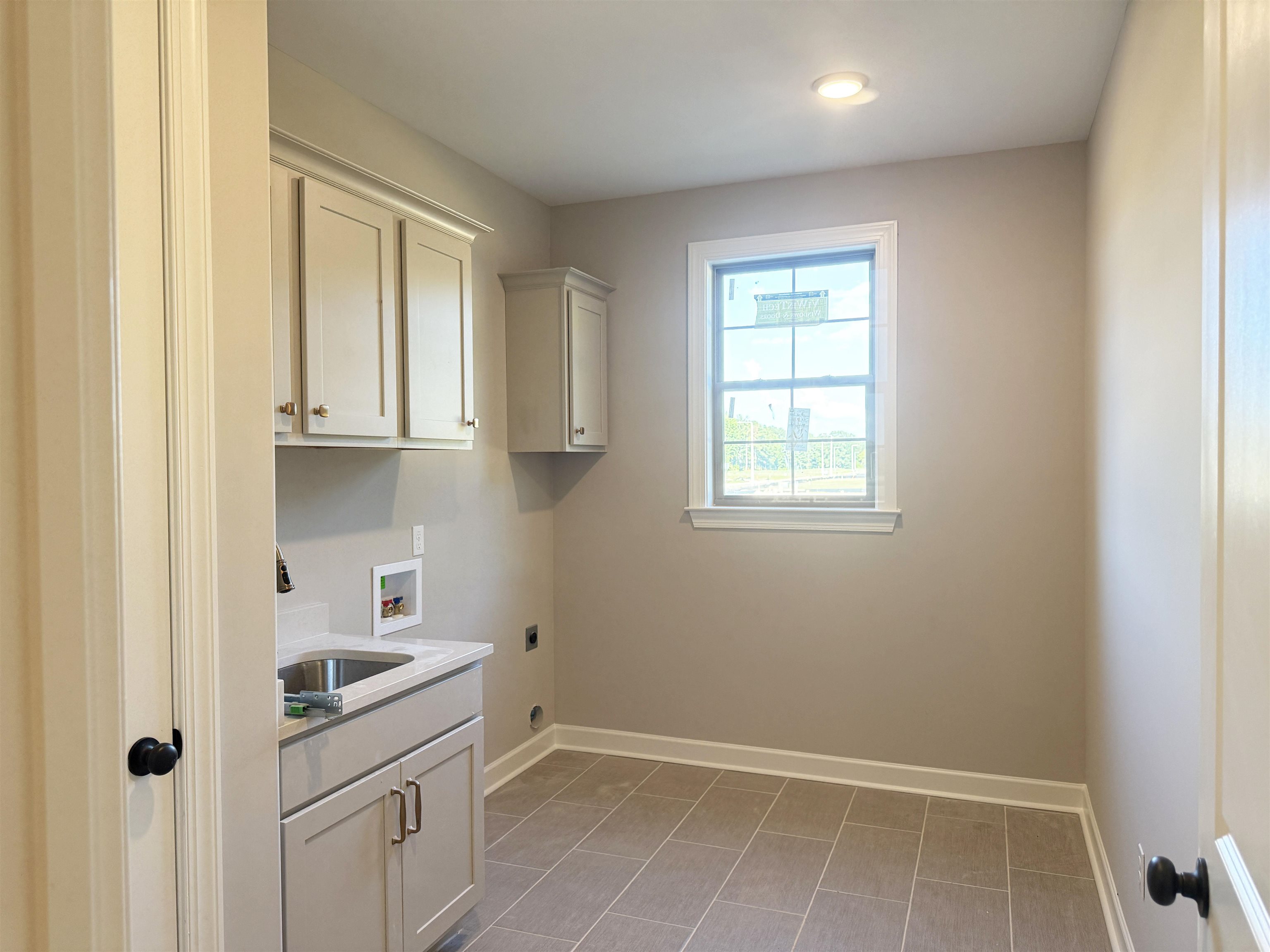 289 Rolling Grove Blvd Property Photo 21