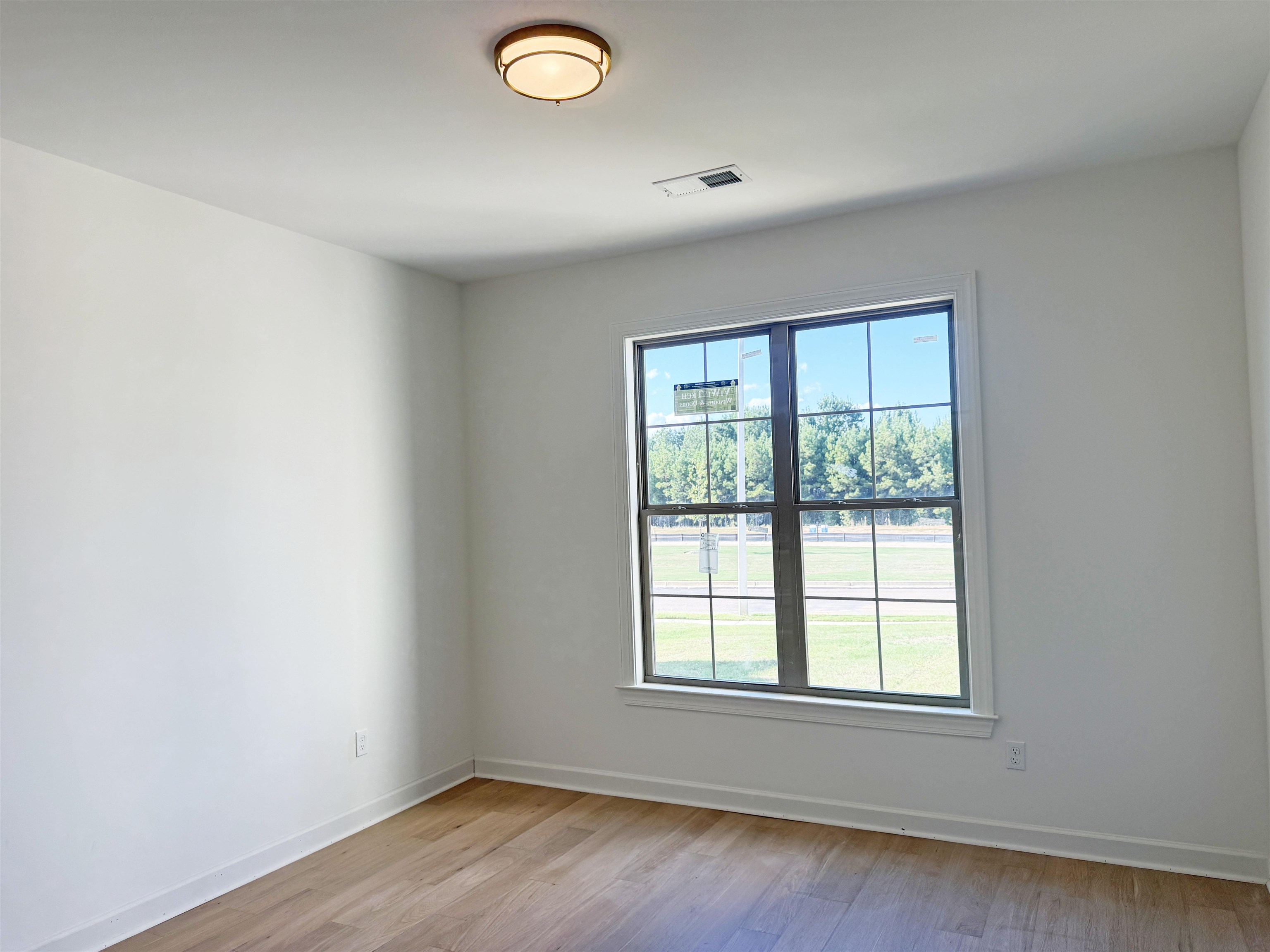 297 Rolling Grove Blvd Property Photo 17