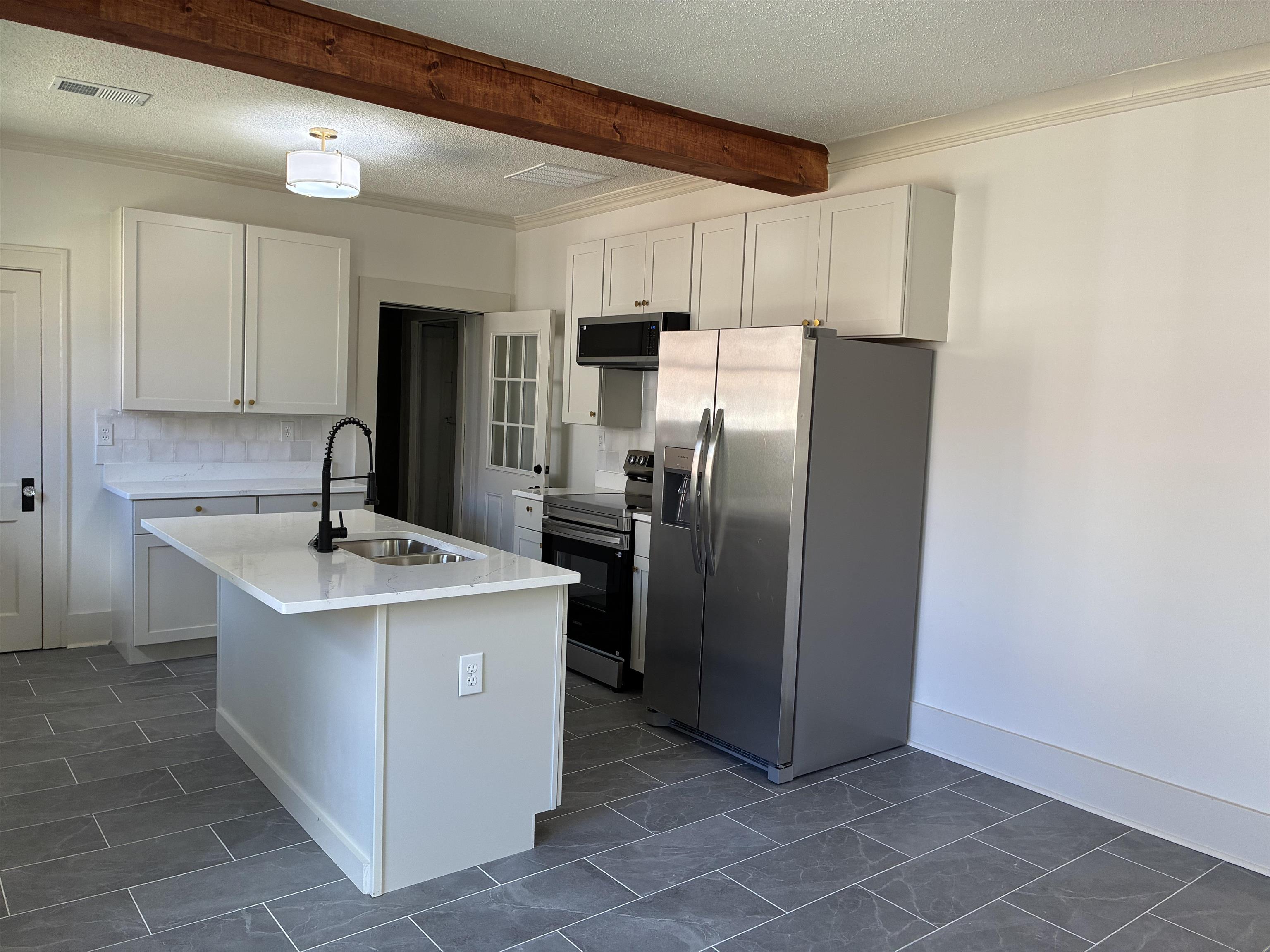 3524 Autumn Ave Property Photo 8