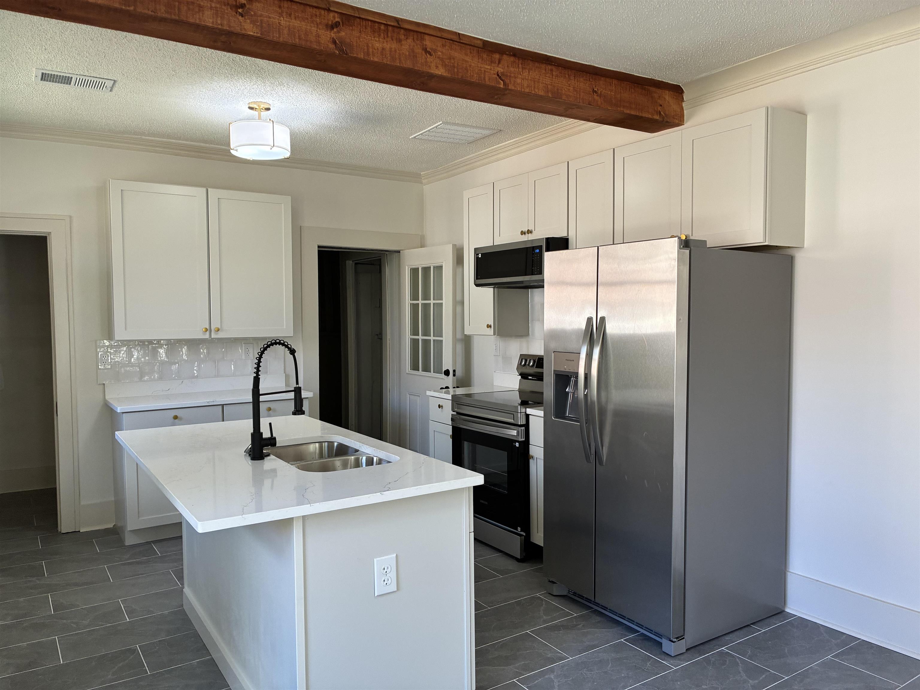 3524 Autumn Ave Property Photo 11