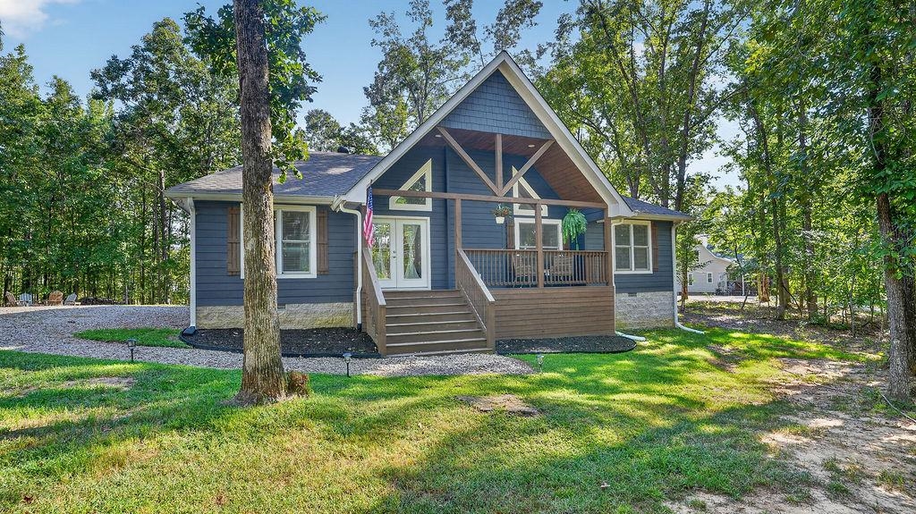 100 Timber Ridge Dr Property Photo 3