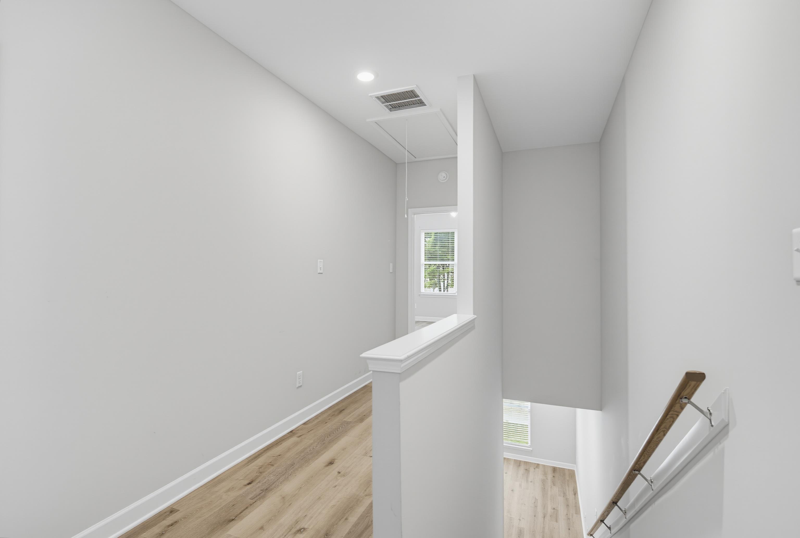 643 Patterson St Property Photo 20