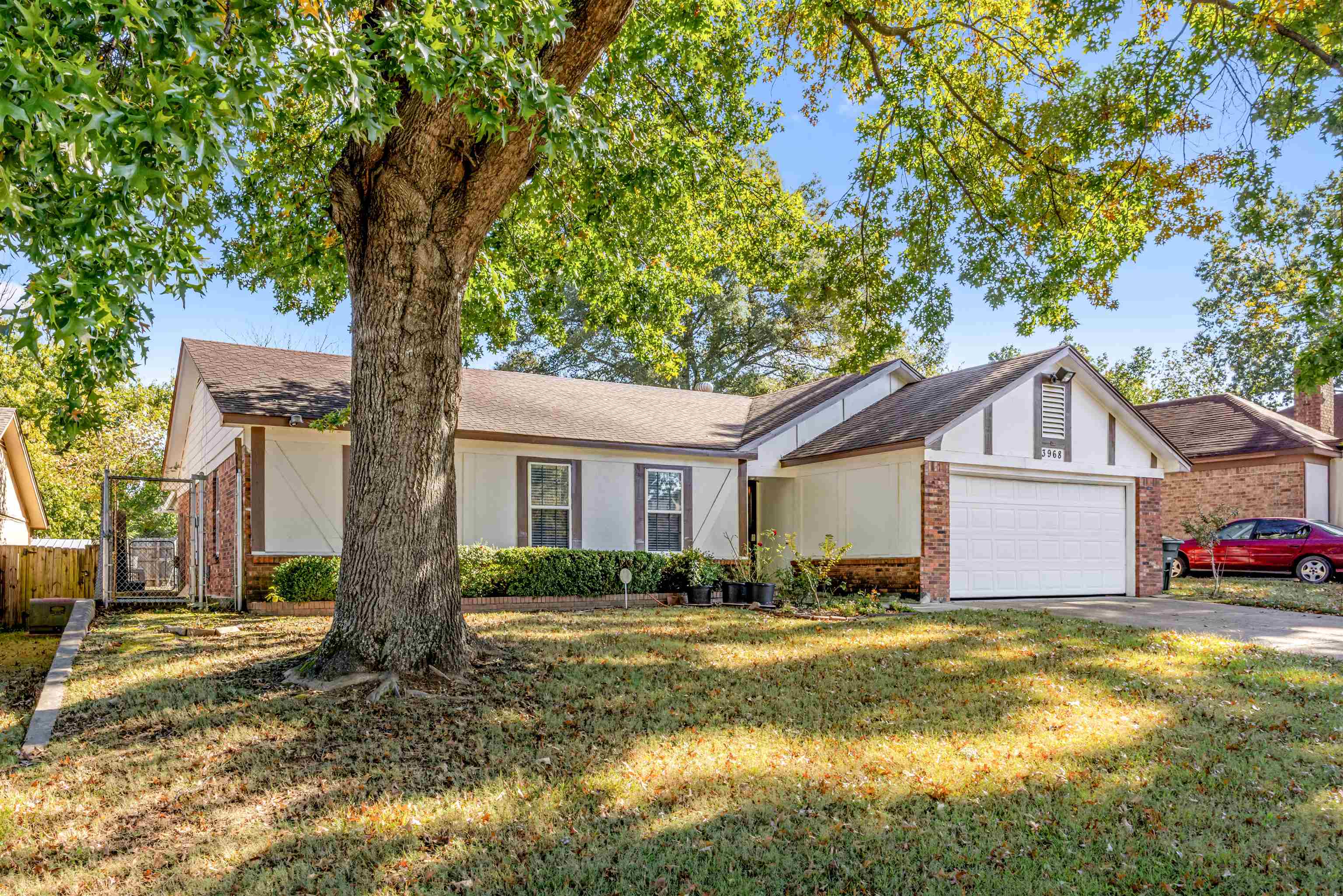 3968 Wandering Dr Property Photo 5
