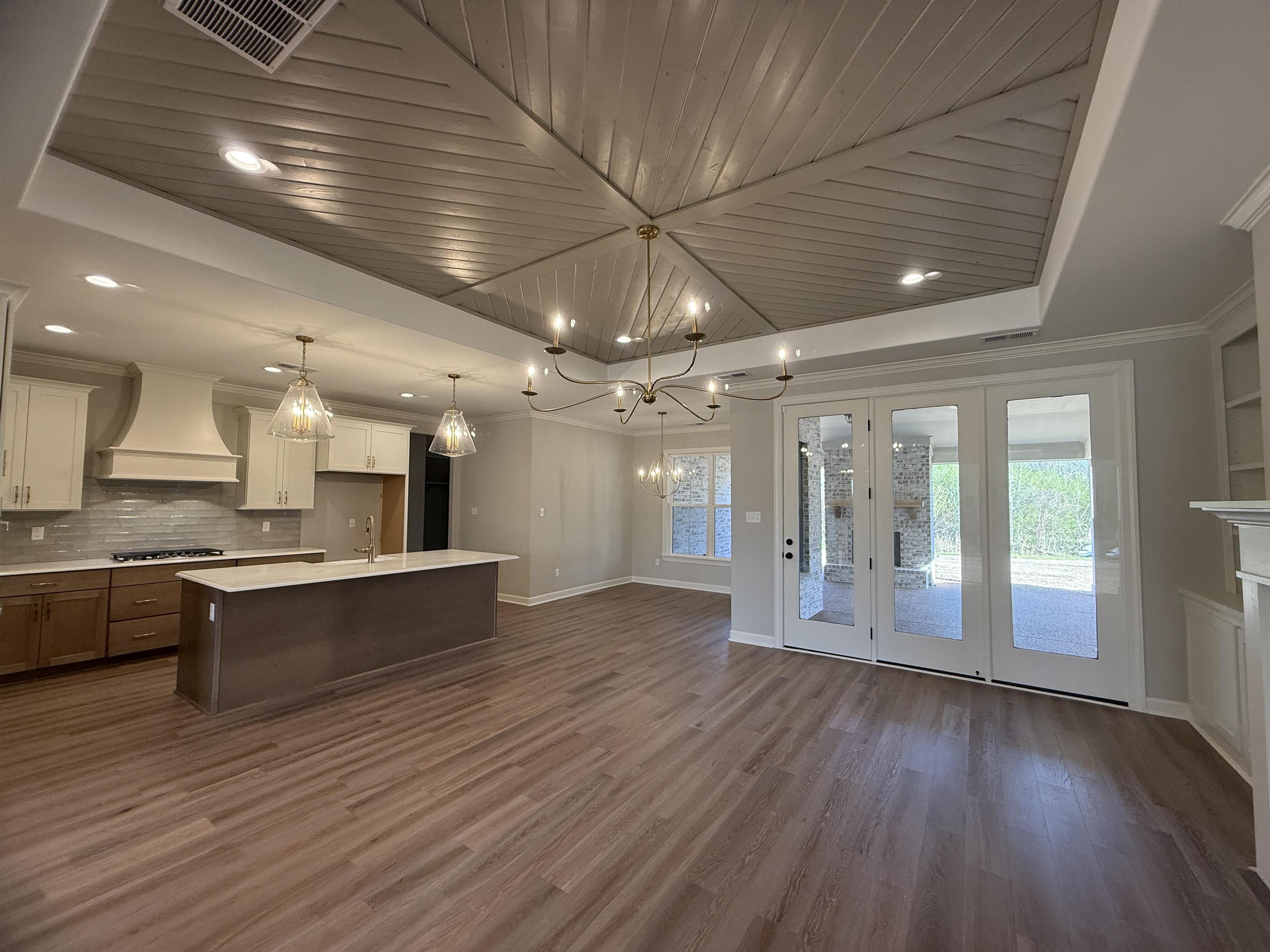 836 Goldenrod Way Property Photo 9