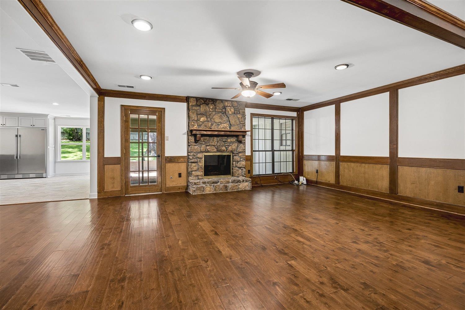 8970 Farmoor Rd Property Photo 6
