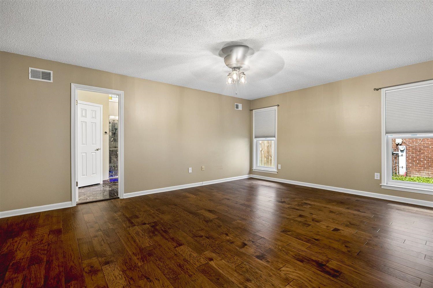 8970 Farmoor Rd Property Photo 14
