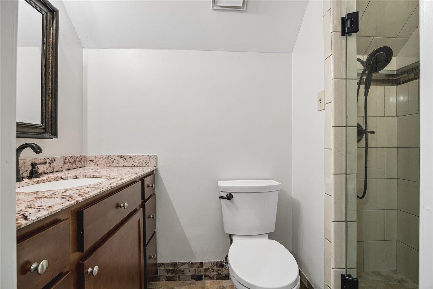 8970 Farmoor Rd Property Photo 16