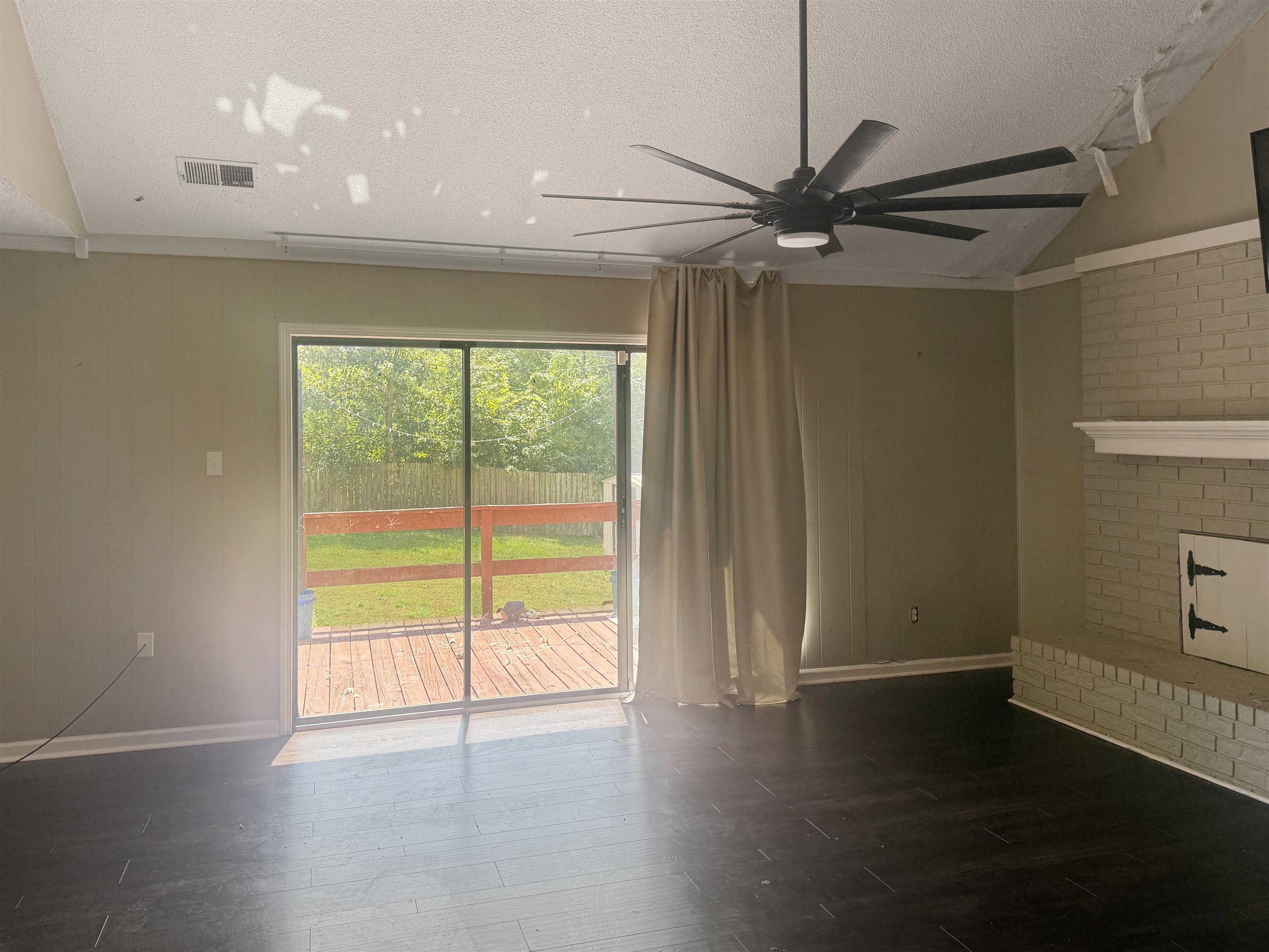86 S Walnut Bend Dr Property Photo 2