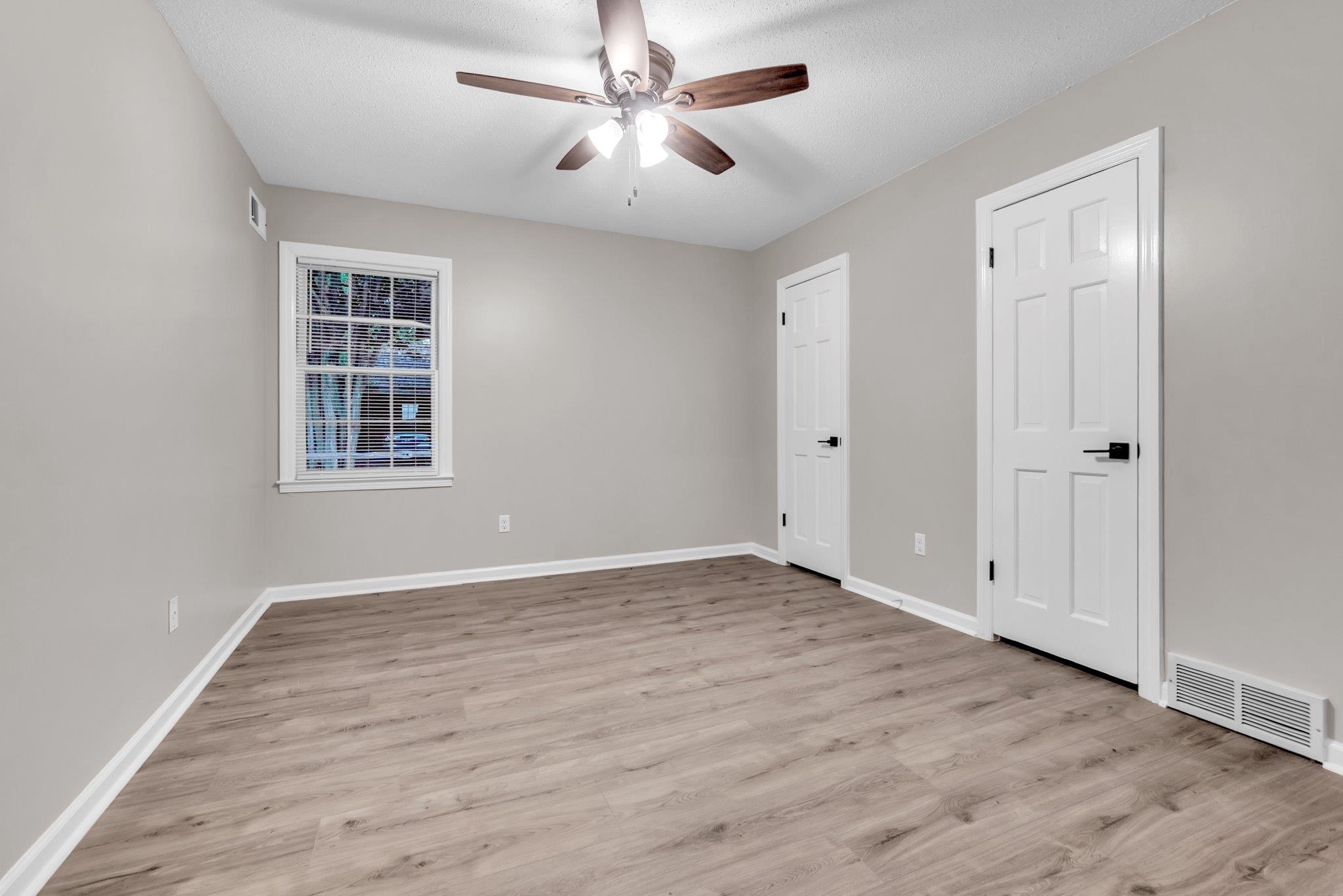 2355 Huntington Fwy Property Photo 21
