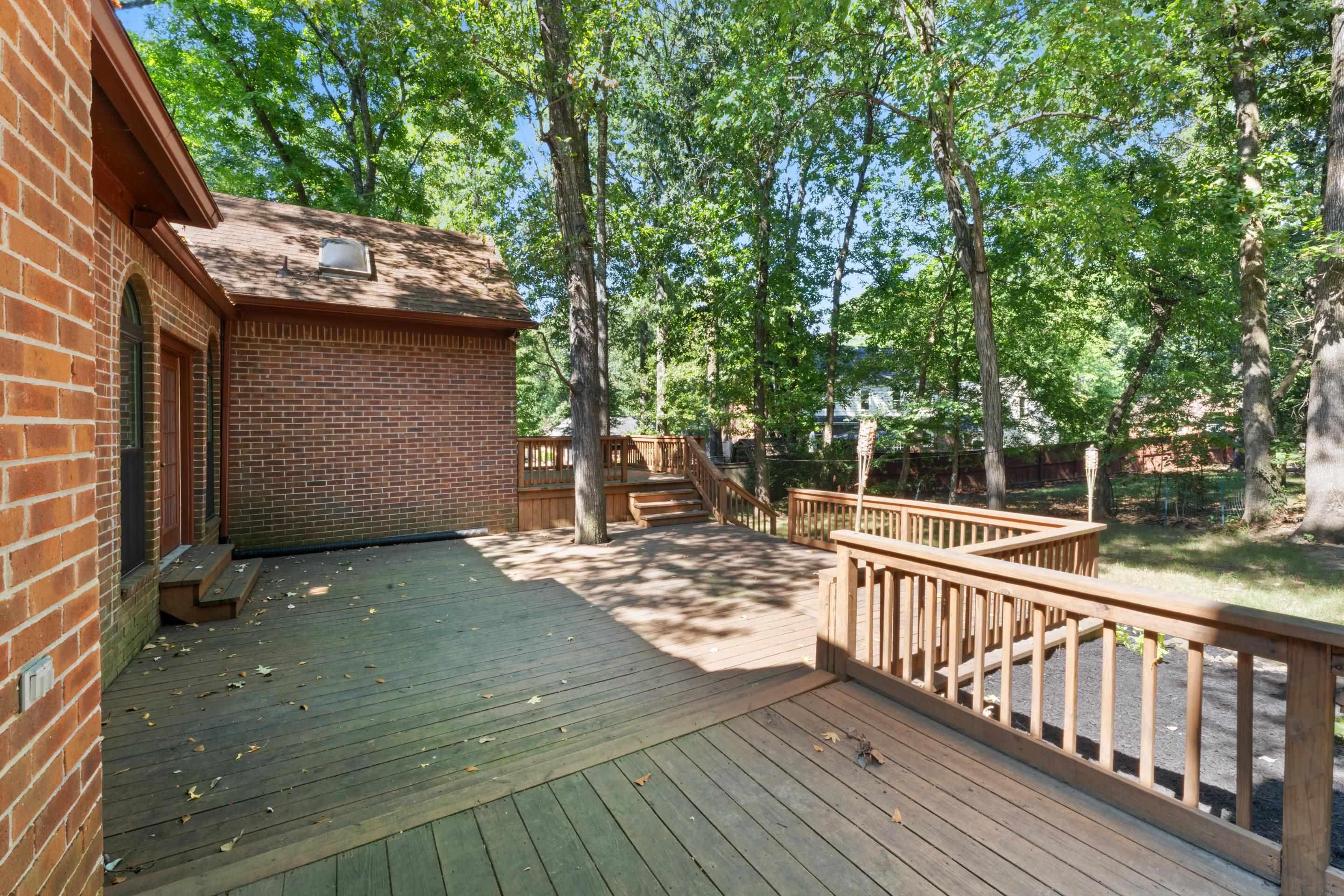 245 Norseman Dr Property Photo 37