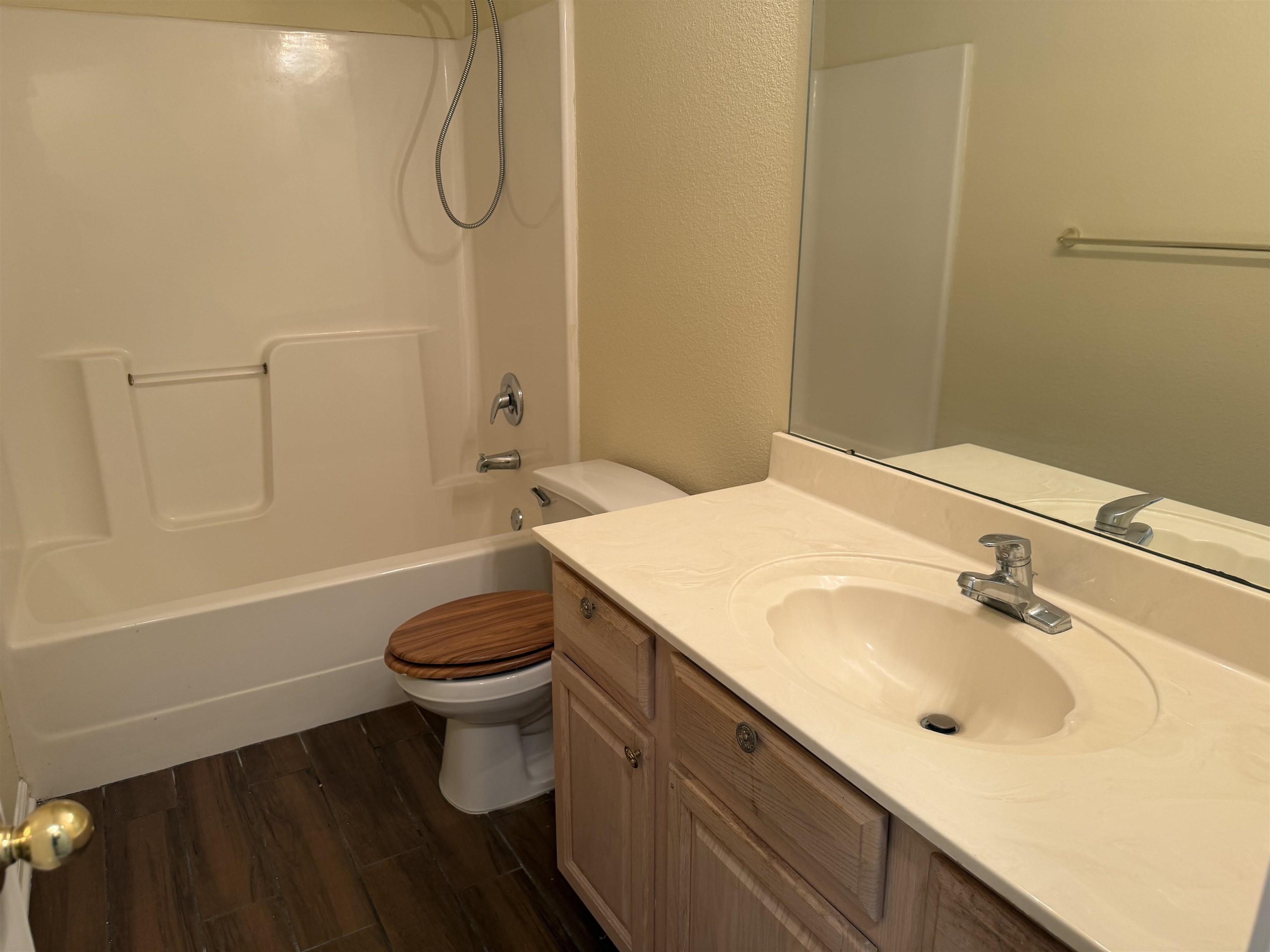 4921 Top Notch Loop Property Photo 11