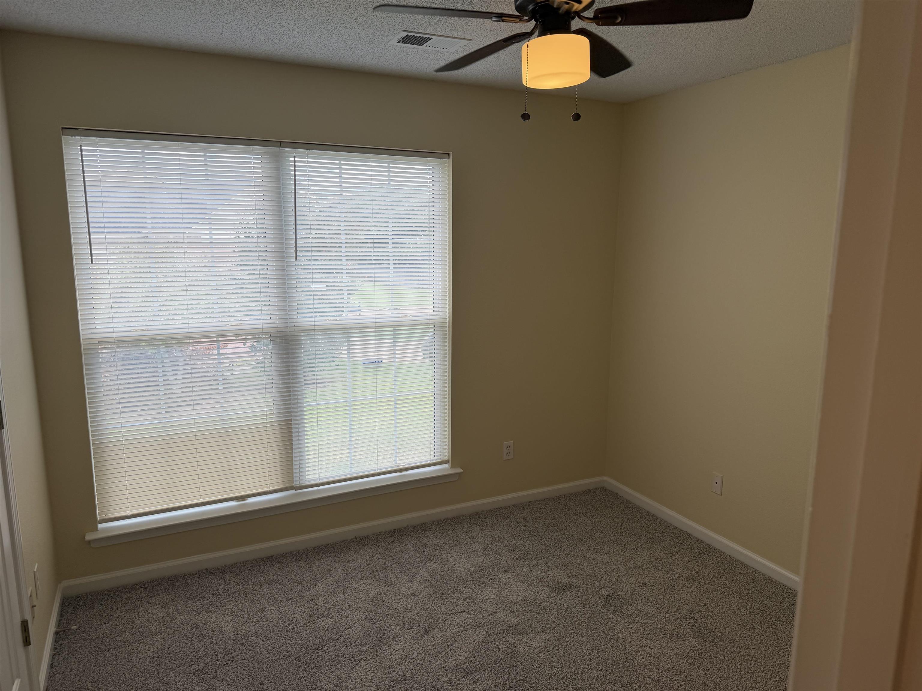 4921 Top Notch Loop Property Photo 13