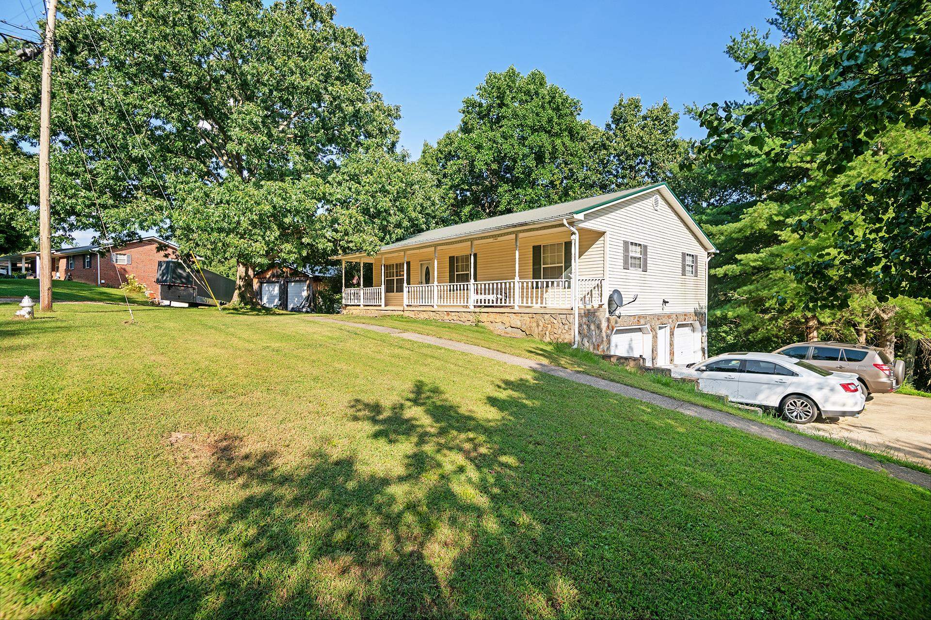 307 Harlan St Property Photo 2