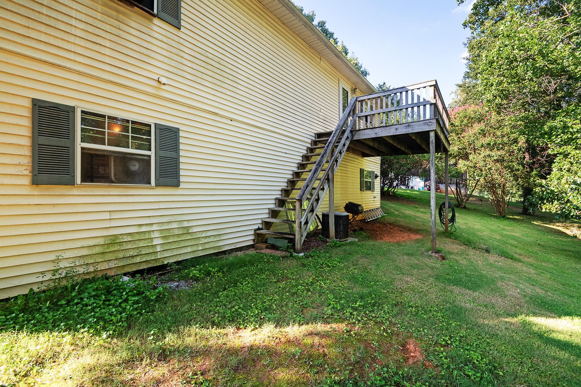 307 Harlan St Property Photo 18