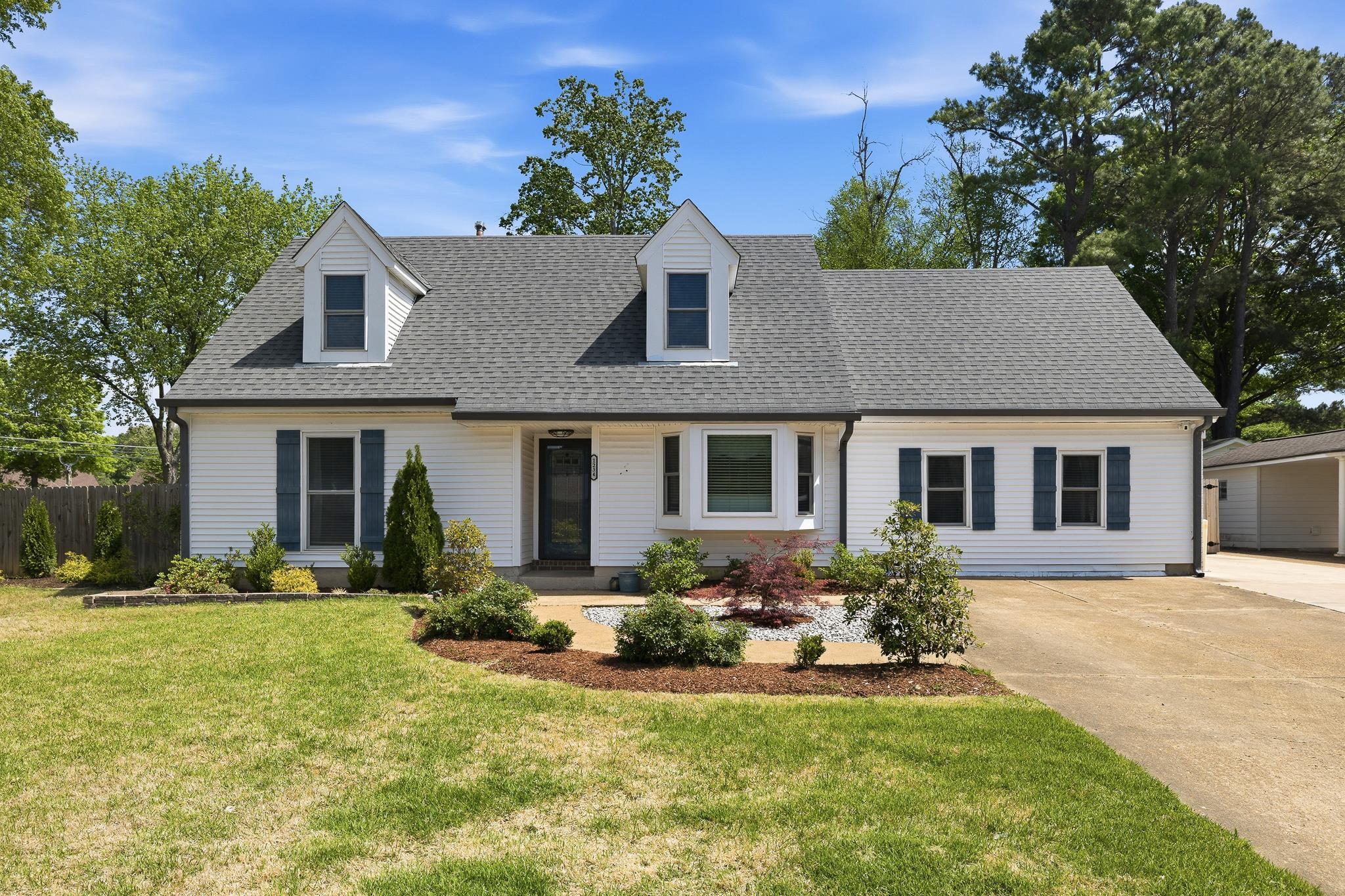 1234 Greenview Rd Property Photo 1