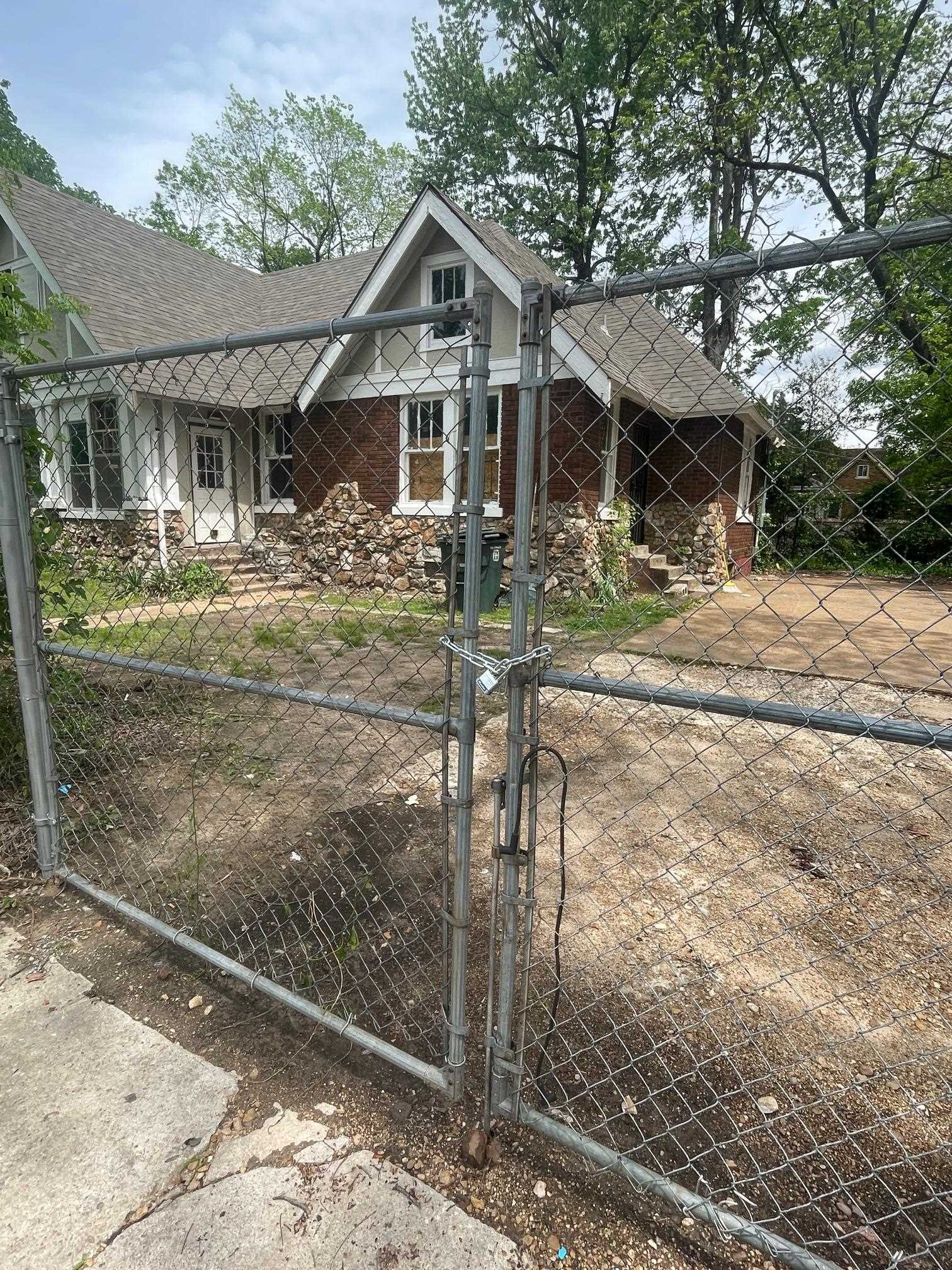439 S Parkway Ave Property Photo 10
