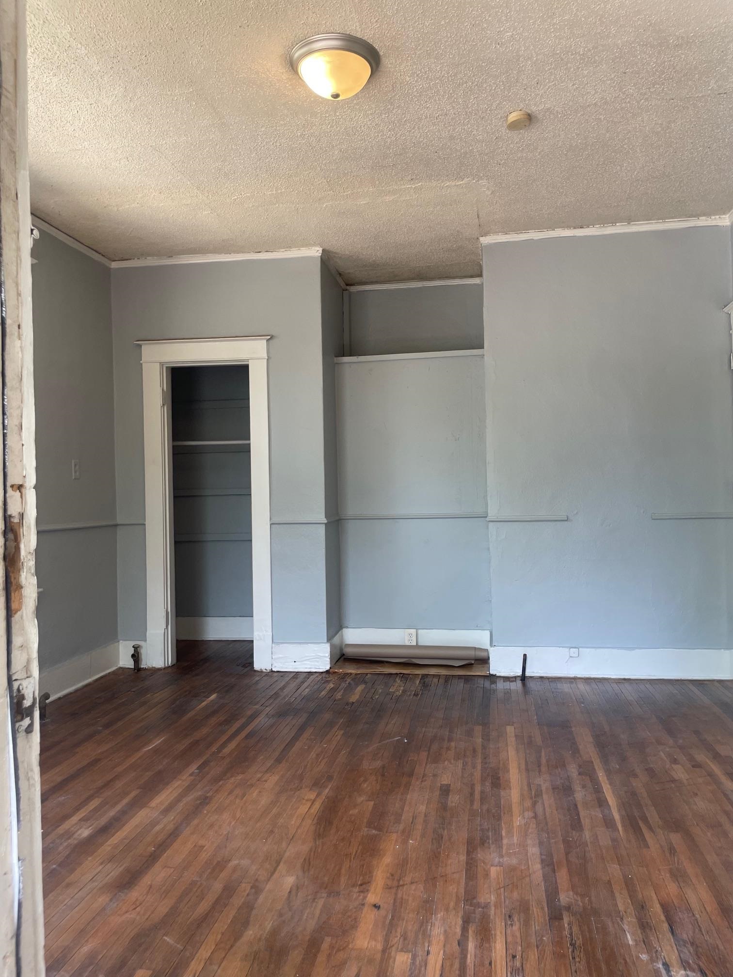 439 S Parkway Ave Property Photo 13