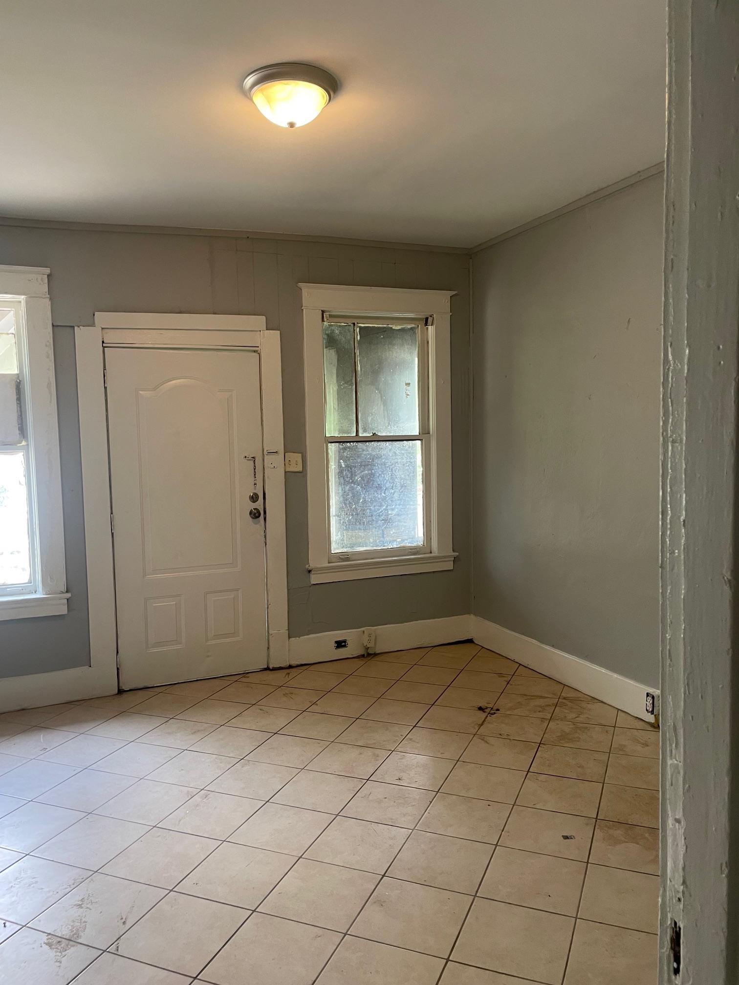 439 S Parkway Ave Property Photo 18